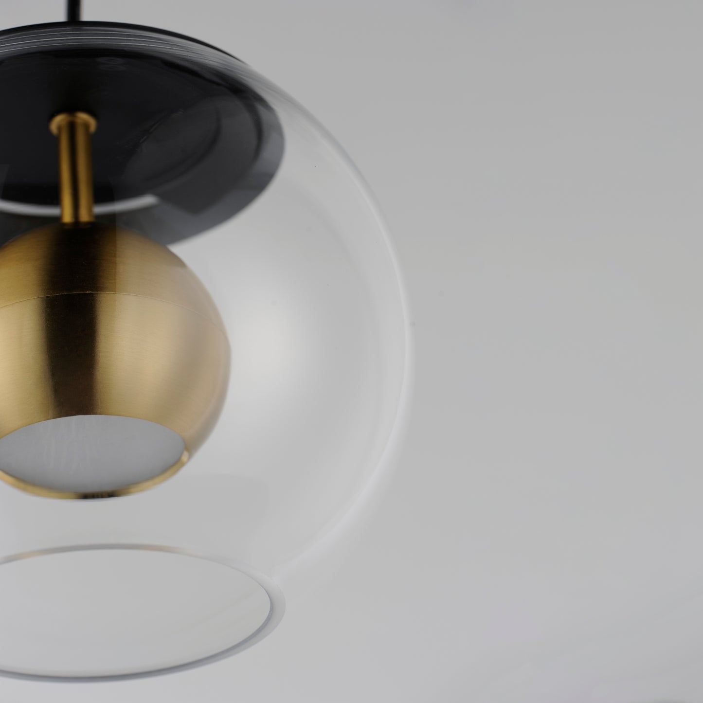 Nucleus 7" LED Pendant Black/Natural Aged Brass by ET2
