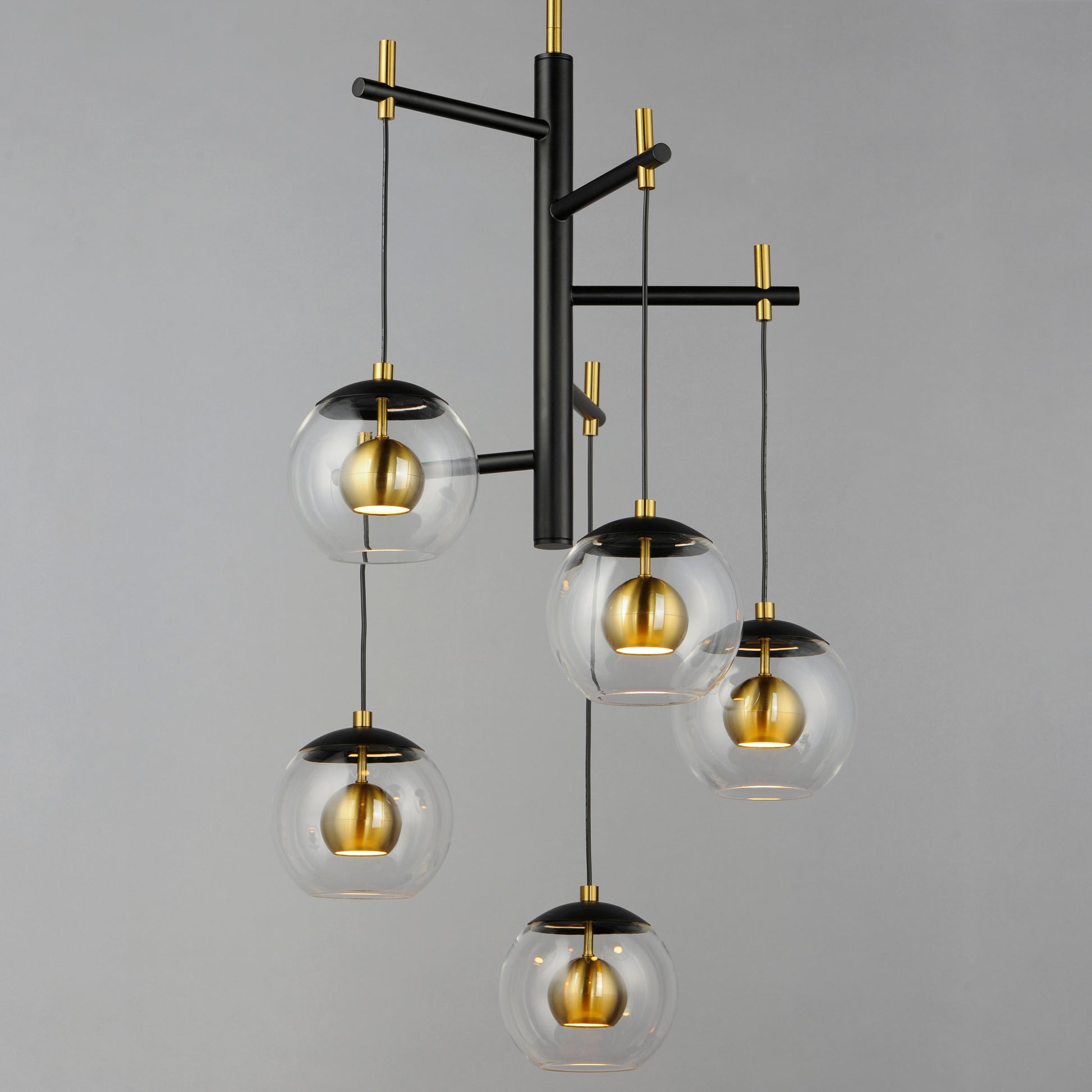 Nucleus 5-Light LED Pendant Black/Natural Aged Brass by ET2