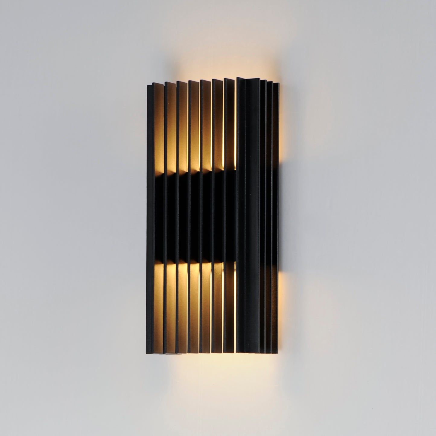 Rampart Medium LED Outdoor Wall Sconce Black by ET2