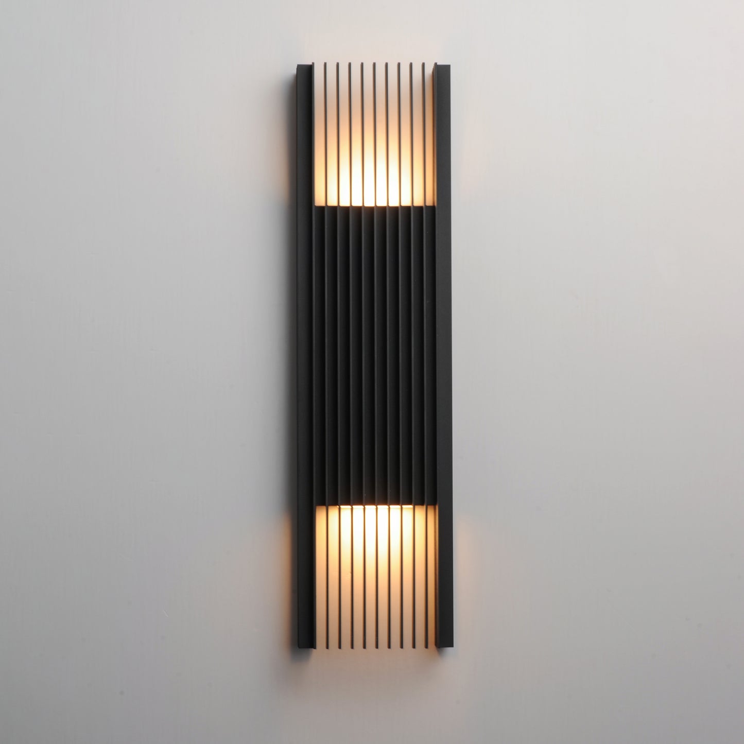 Rampart XL LED Outdoor Wall Sconce Black by ET2