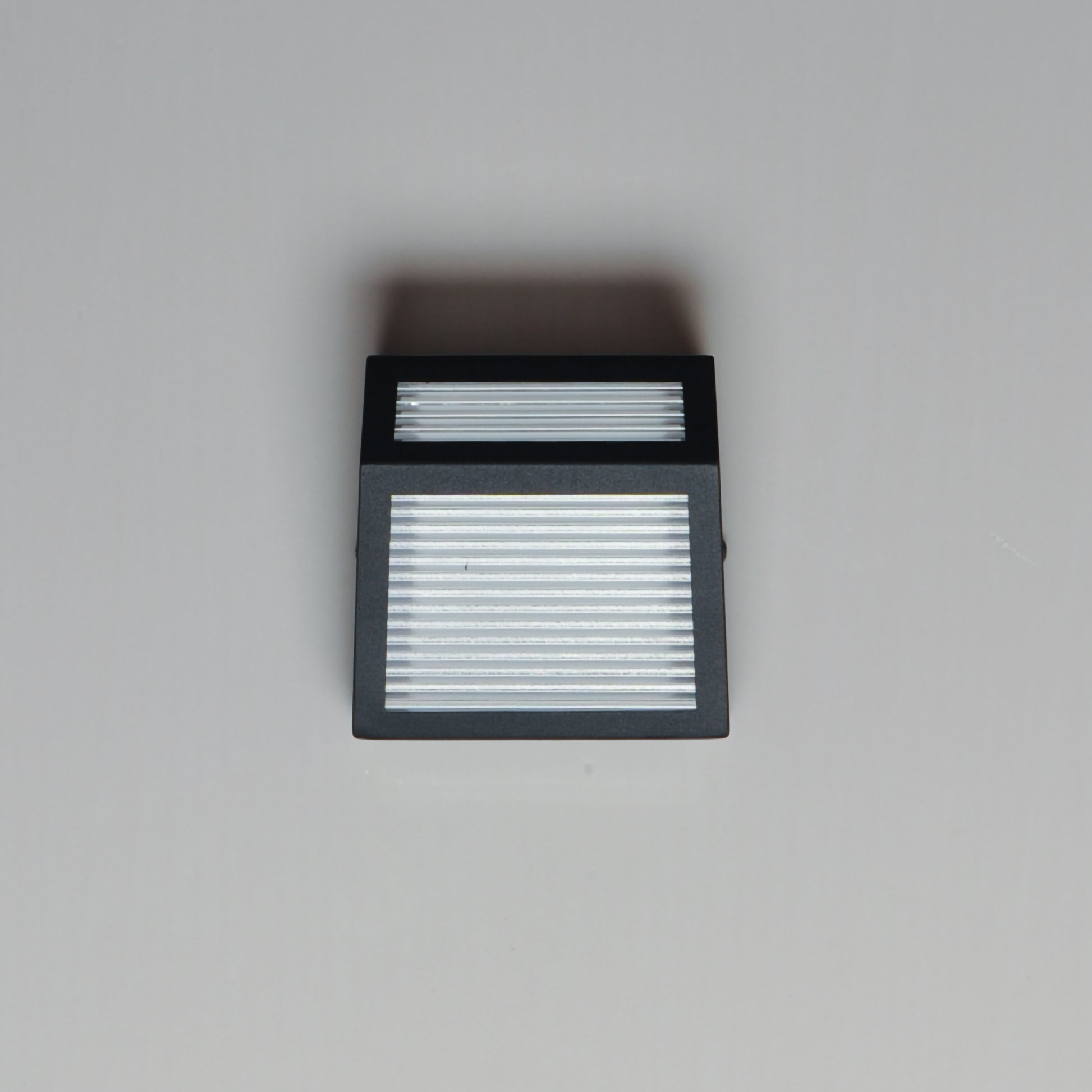 Totem Small Outdoor LED Sconce Black by ET2