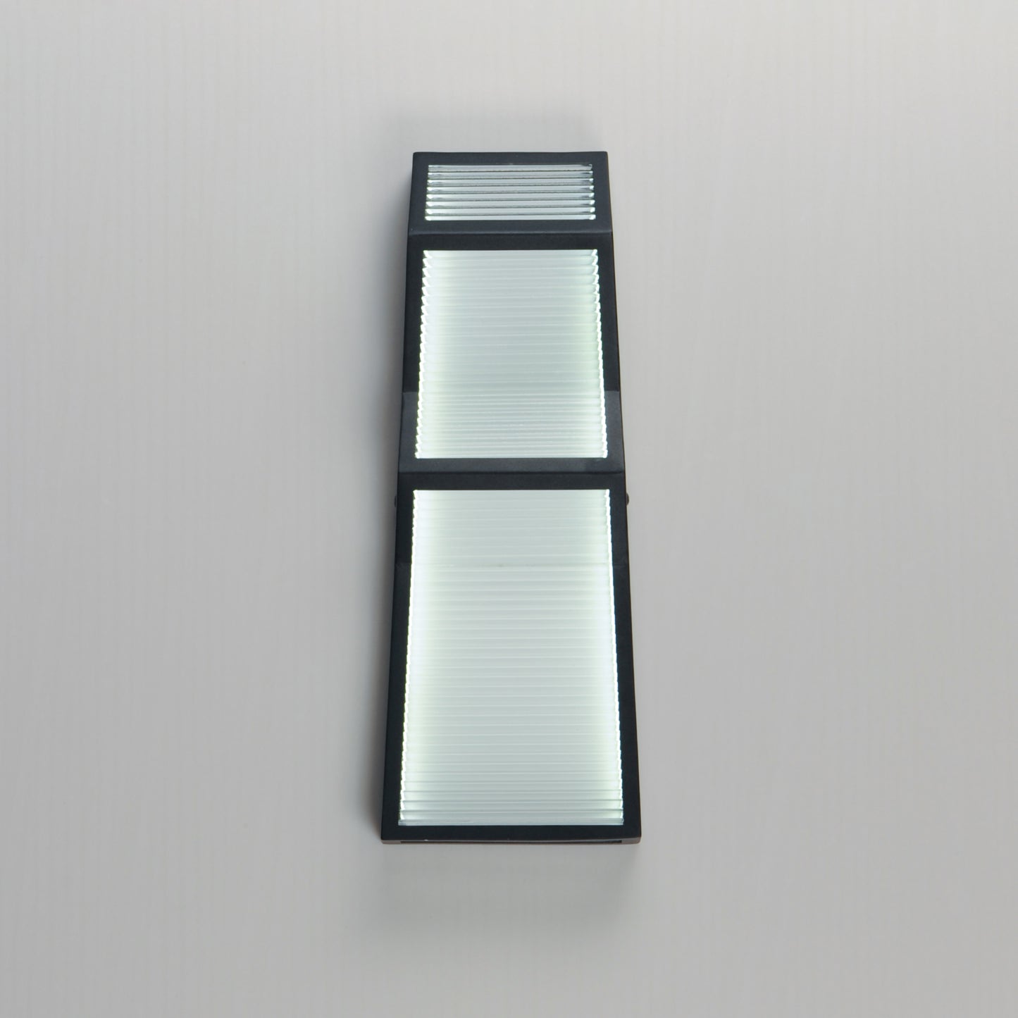 Totem Outdoor LED Sconce Black by ET2