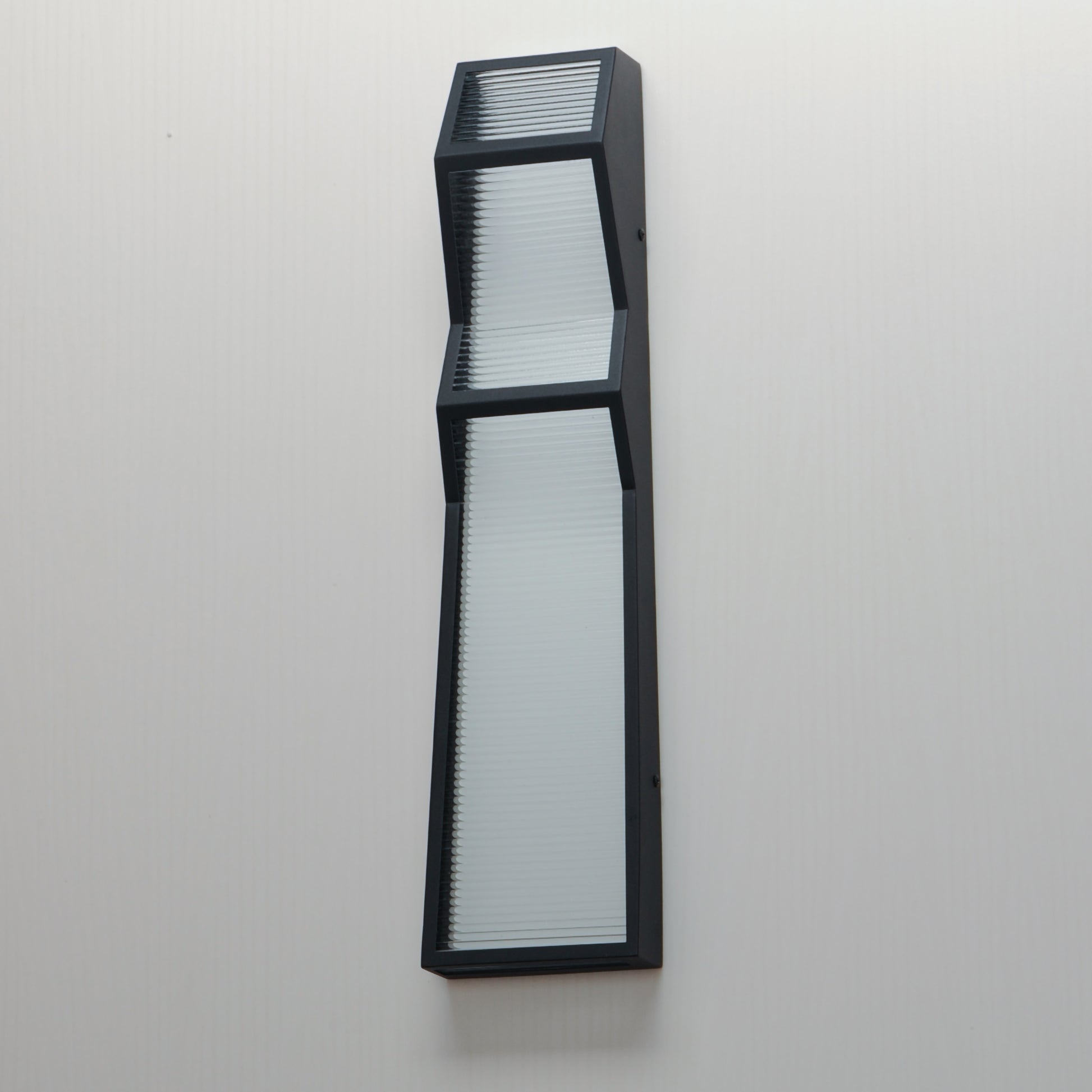 Totem Outdoor LED Sconce Black by ET2