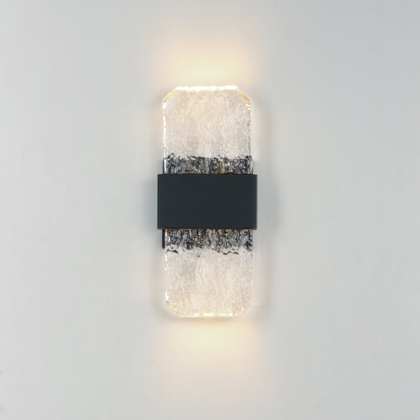 Rune LED Outdoor Wall Sconce Small Black by ET2