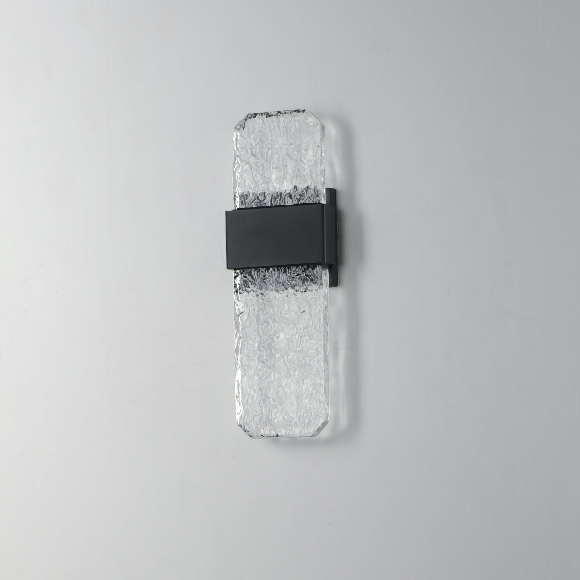 Rune LED Outdoor Wall Sconce Medium Black by ET2