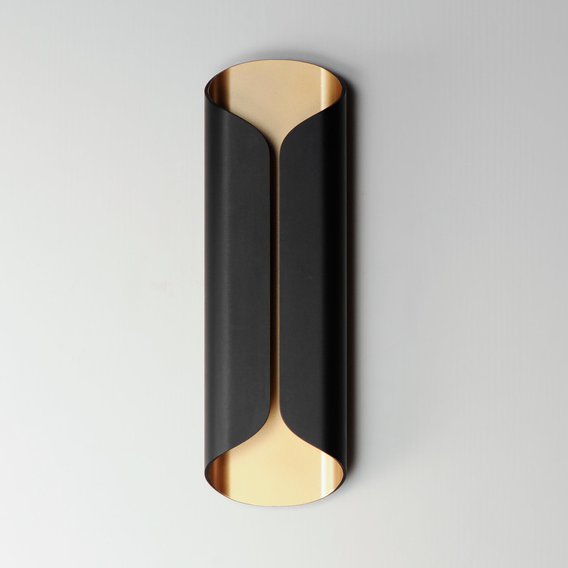 Folio 20" LED Outdoor Wall Sconce Black/Gold by ET2