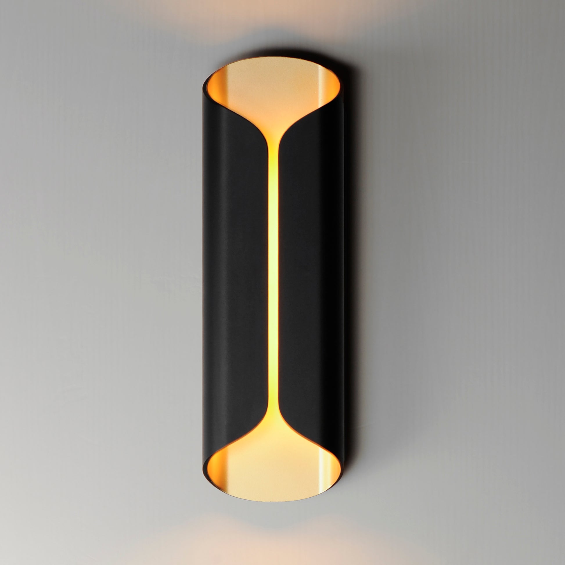 Folio 20" LED Outdoor Wall Sconce Black/Gold by ET2