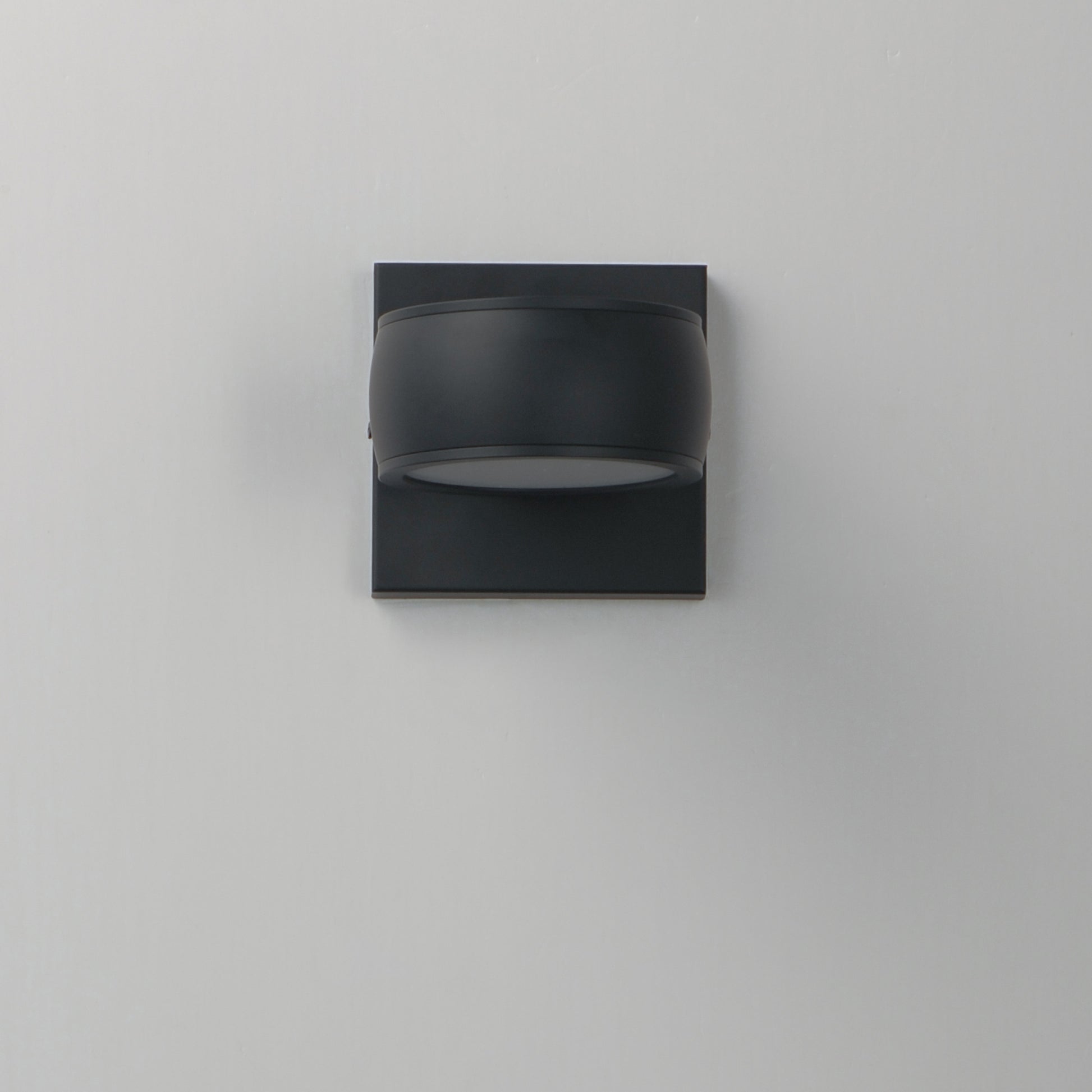 Modular LED Outdoor Wall Sconce Black by ET2