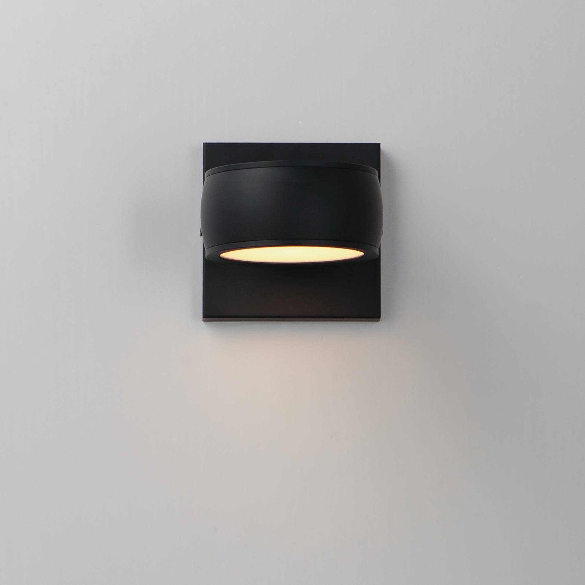 Modular LED Outdoor Wall Sconce Black by ET2