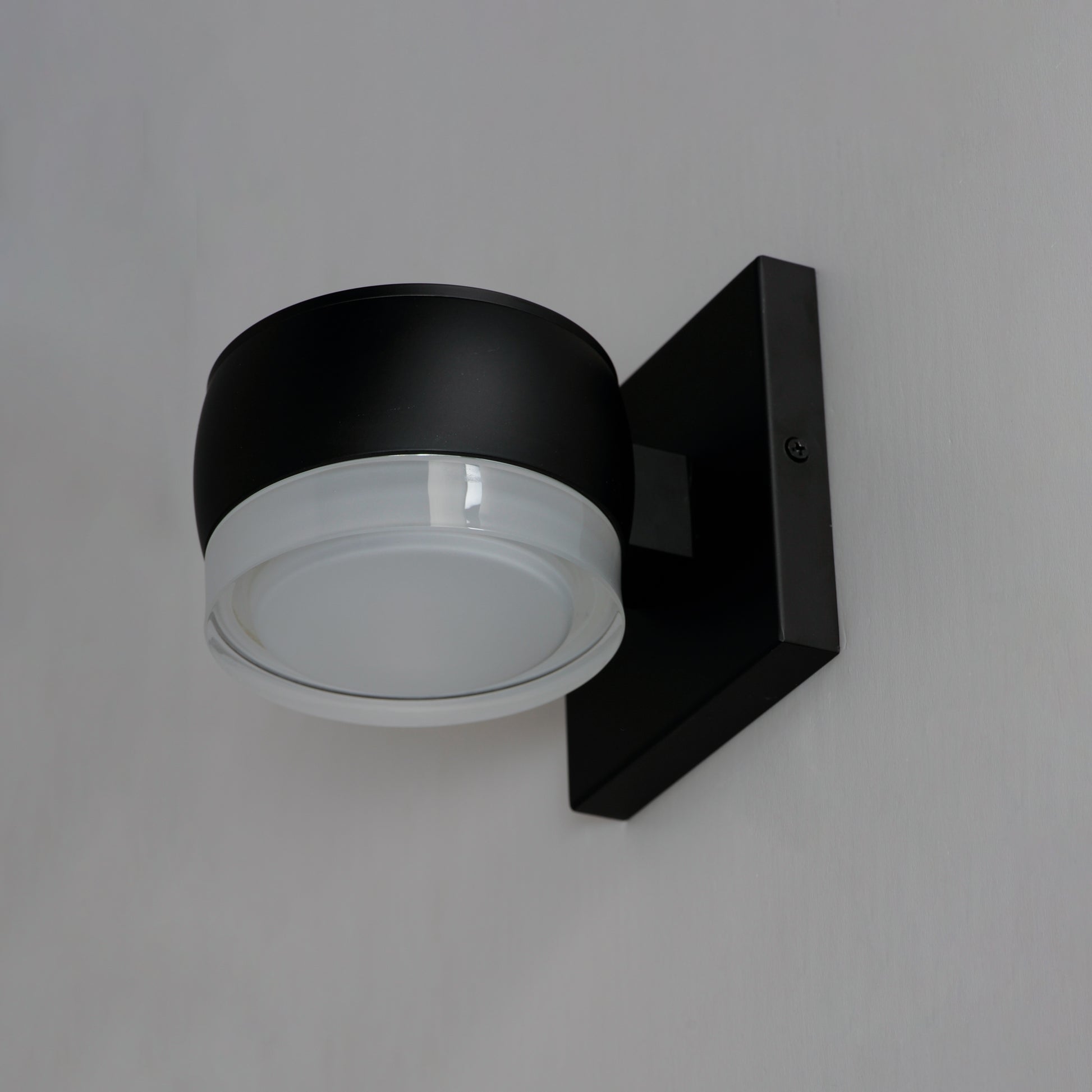 Modular Can LED Sconce Black by ET2