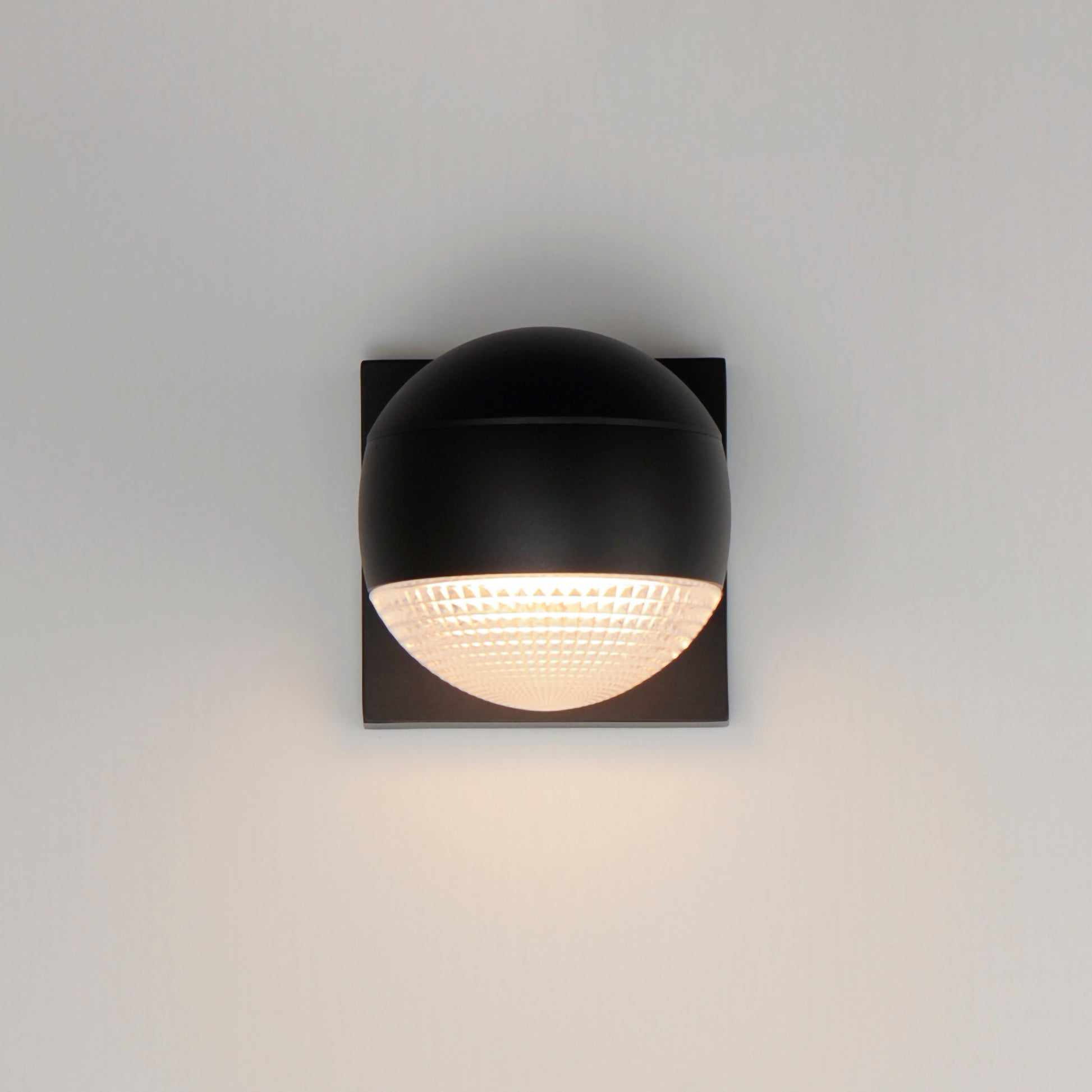 Modular LED Outdoor Sconce Black by ET2