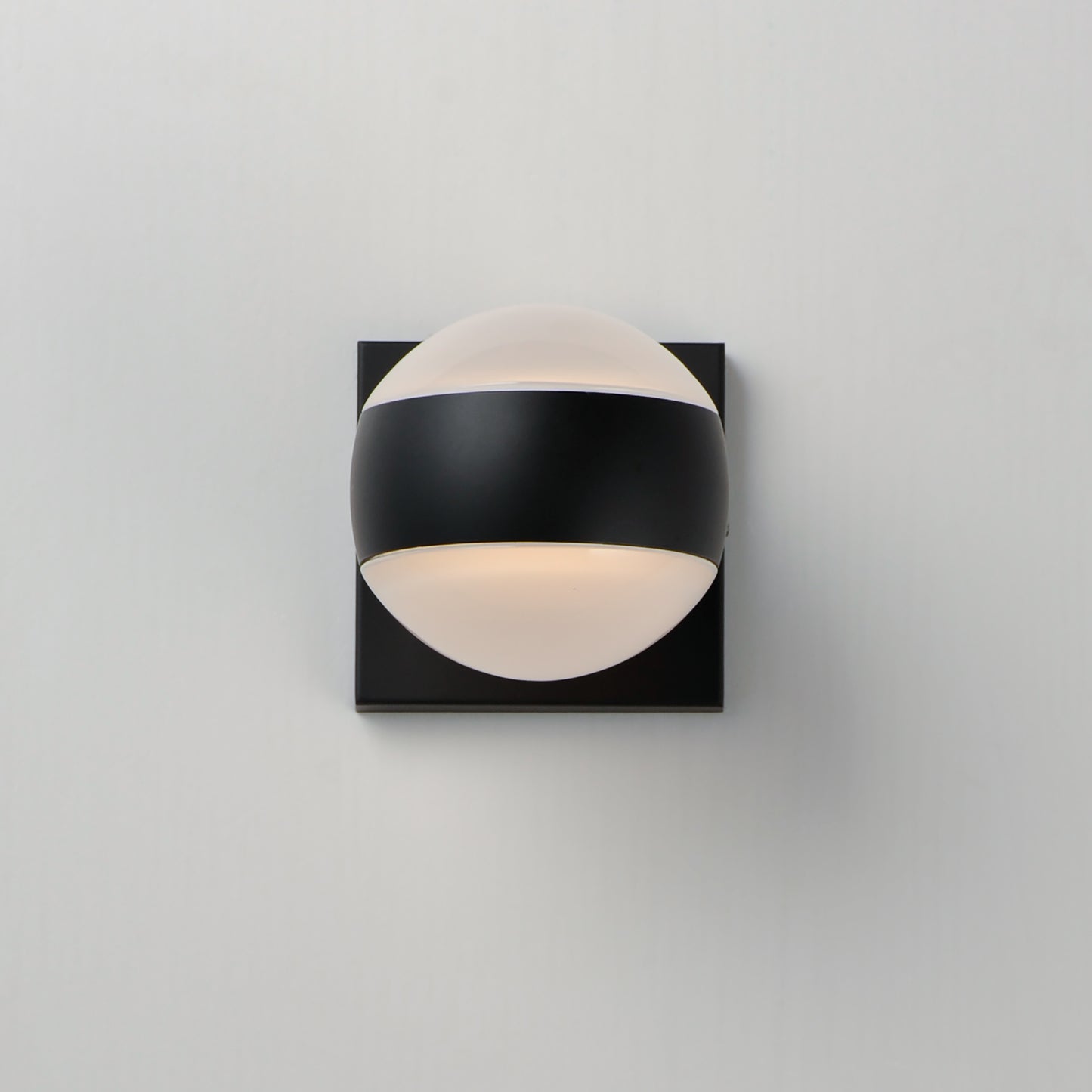 Modular Globe 2-Light LED Sconce Black by ET2