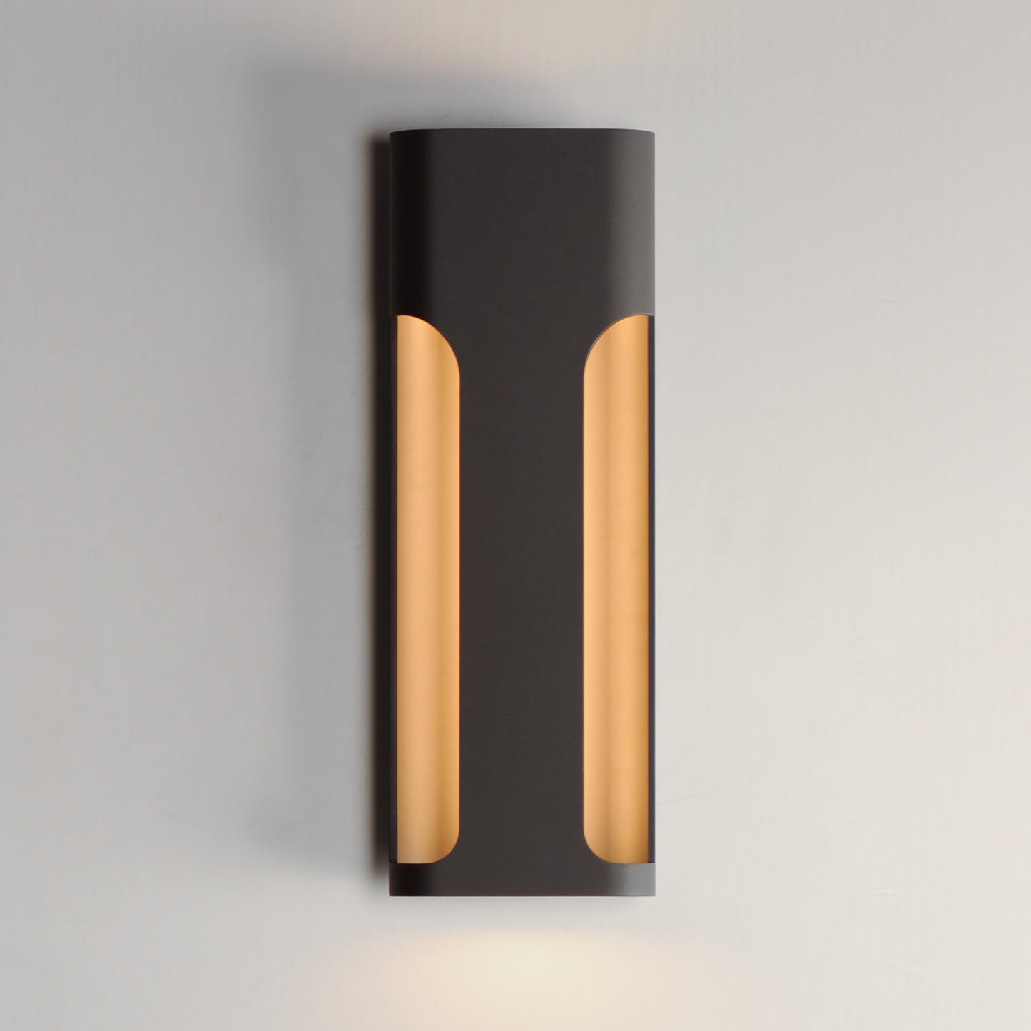 Maglev 18" LED Outdoor Wall Sconce Architectural Bronze by ET2