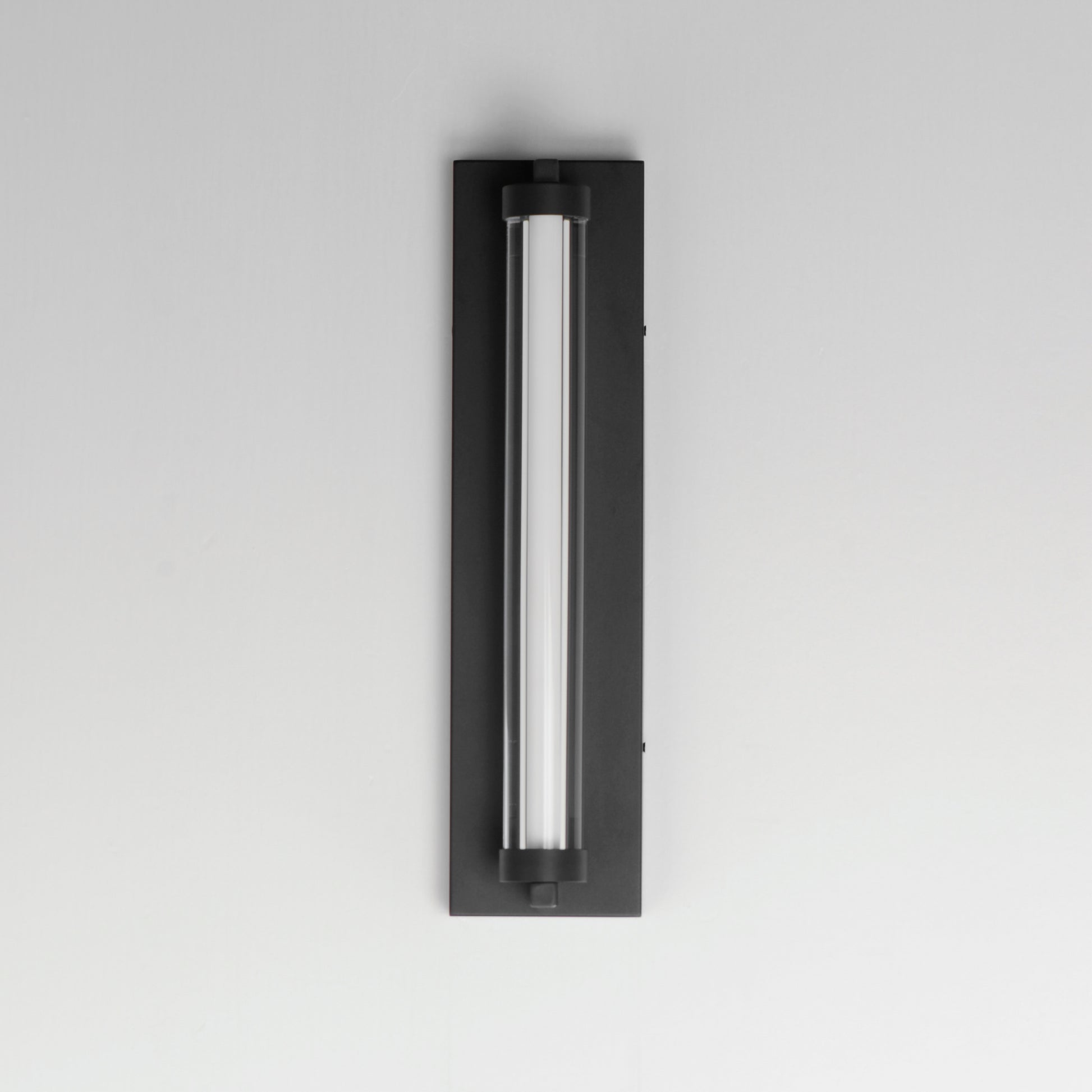 Fuse 18" LED Outdoor Wall Sconce Black/Gold by ET2