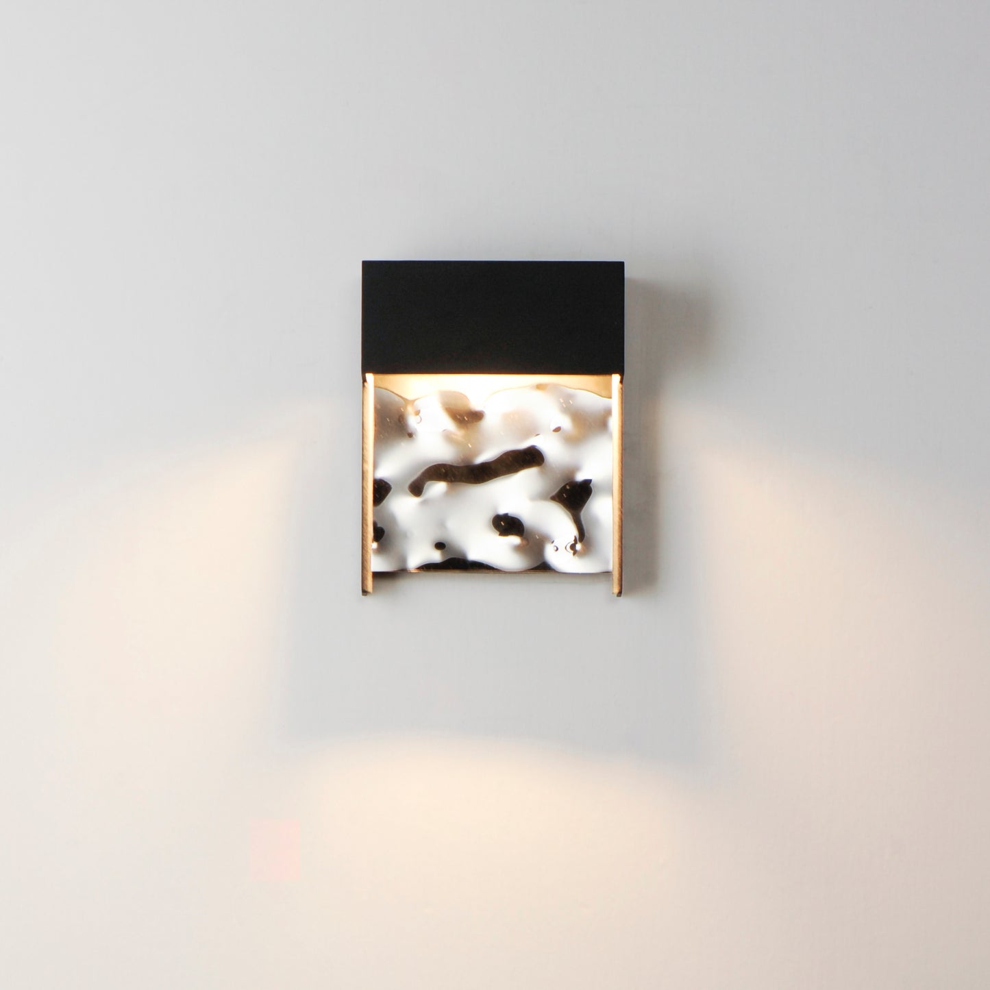 Coulee Small LED Outdoor Wall Sconce Black by ET2