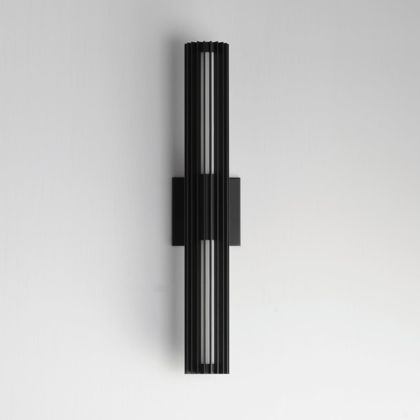 Citadel 24" LED Outdoor wall sconce Black by ET2