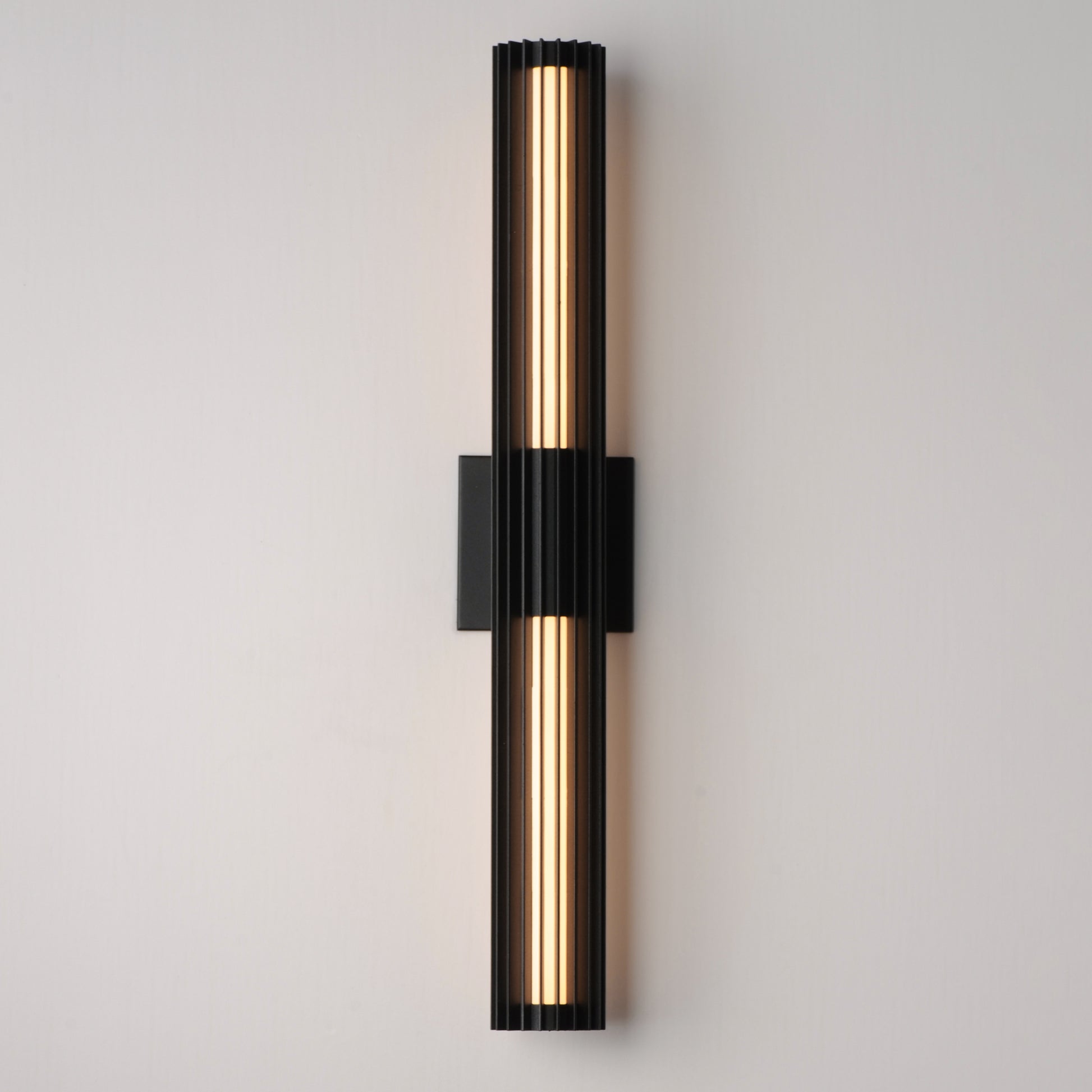 Citadel 28" LED Outdoor wall sconce Black by ET2
