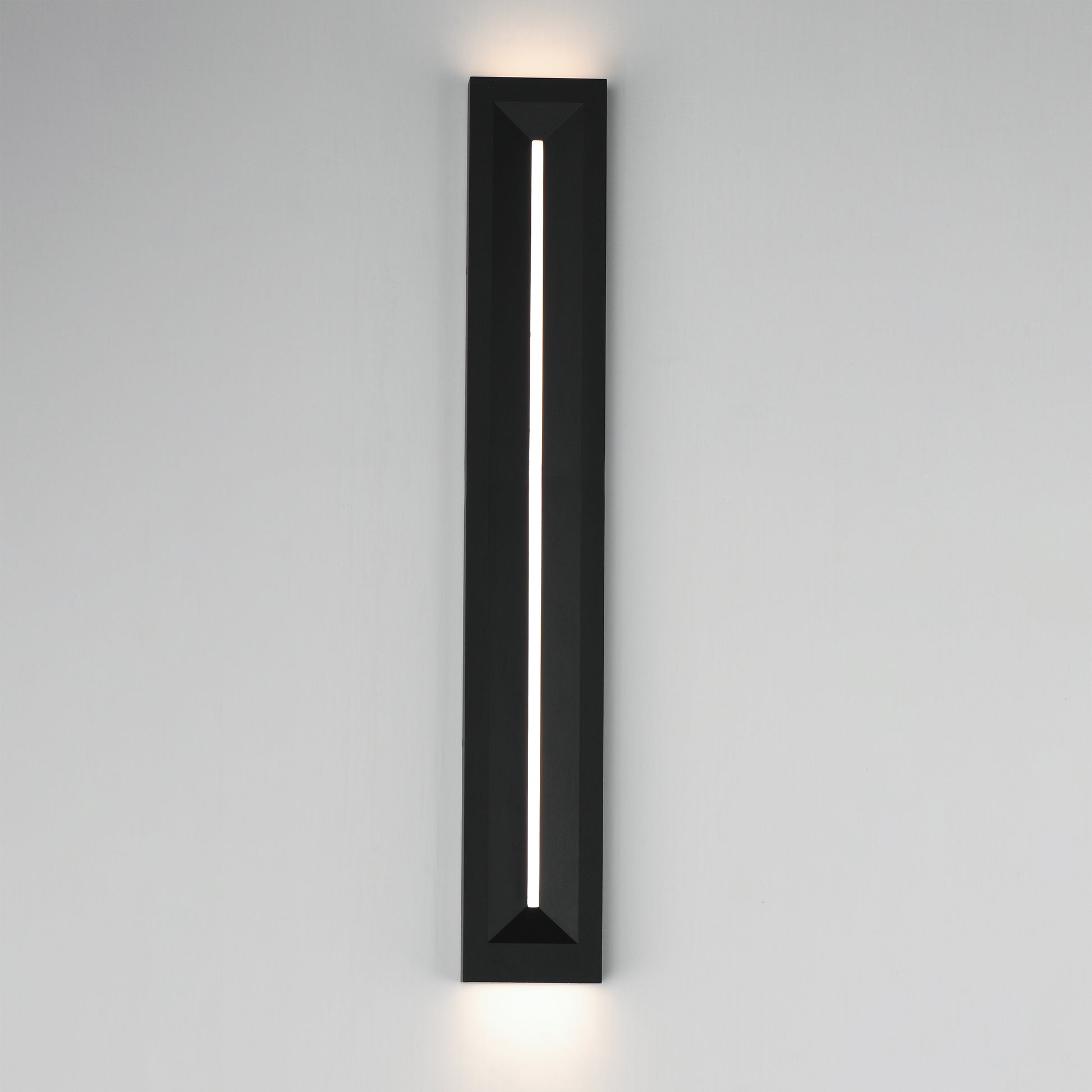 Fosso 35" LED Outdoor Wall Sconce 5cct Black by ET2