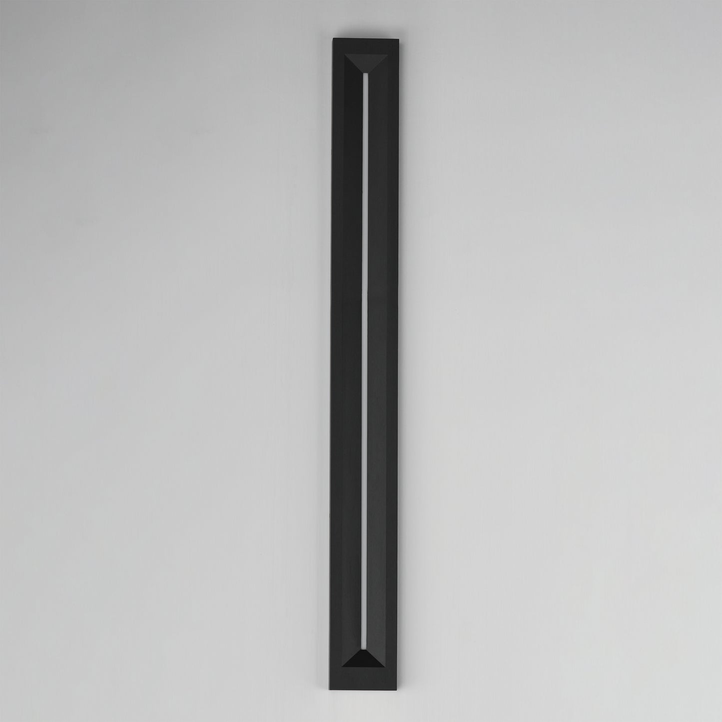 Fosso 47" LED Outdoor Wall Sconce 5cct Black by ET2