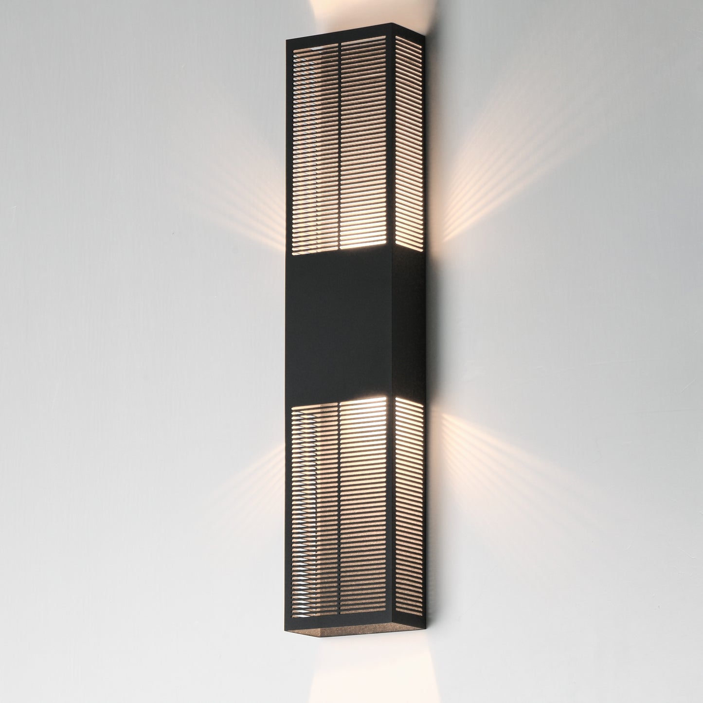 Grate 30" LED Outdoor Wall Sconce Black by ET2