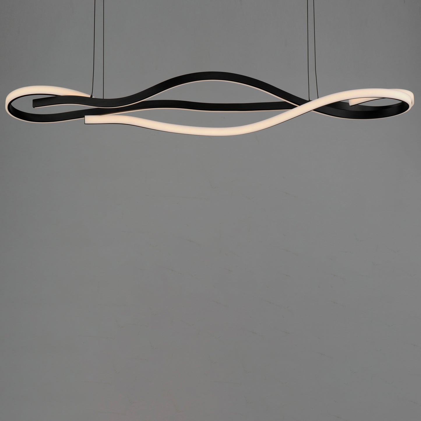 Serpentine 60" Horizontal Pendant Black by ET2
