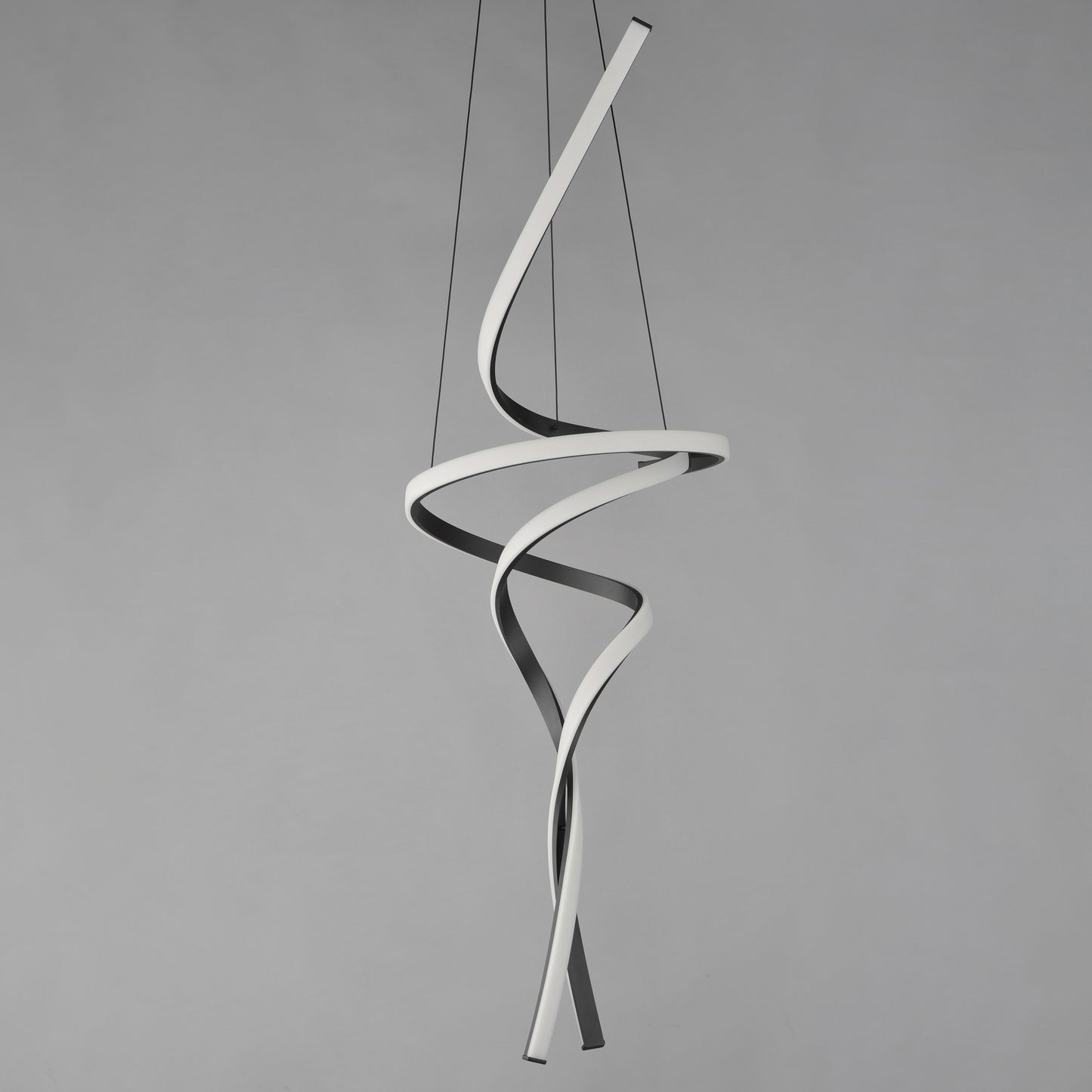 Serpentine 60" Vertical Pendant Black by ET2
