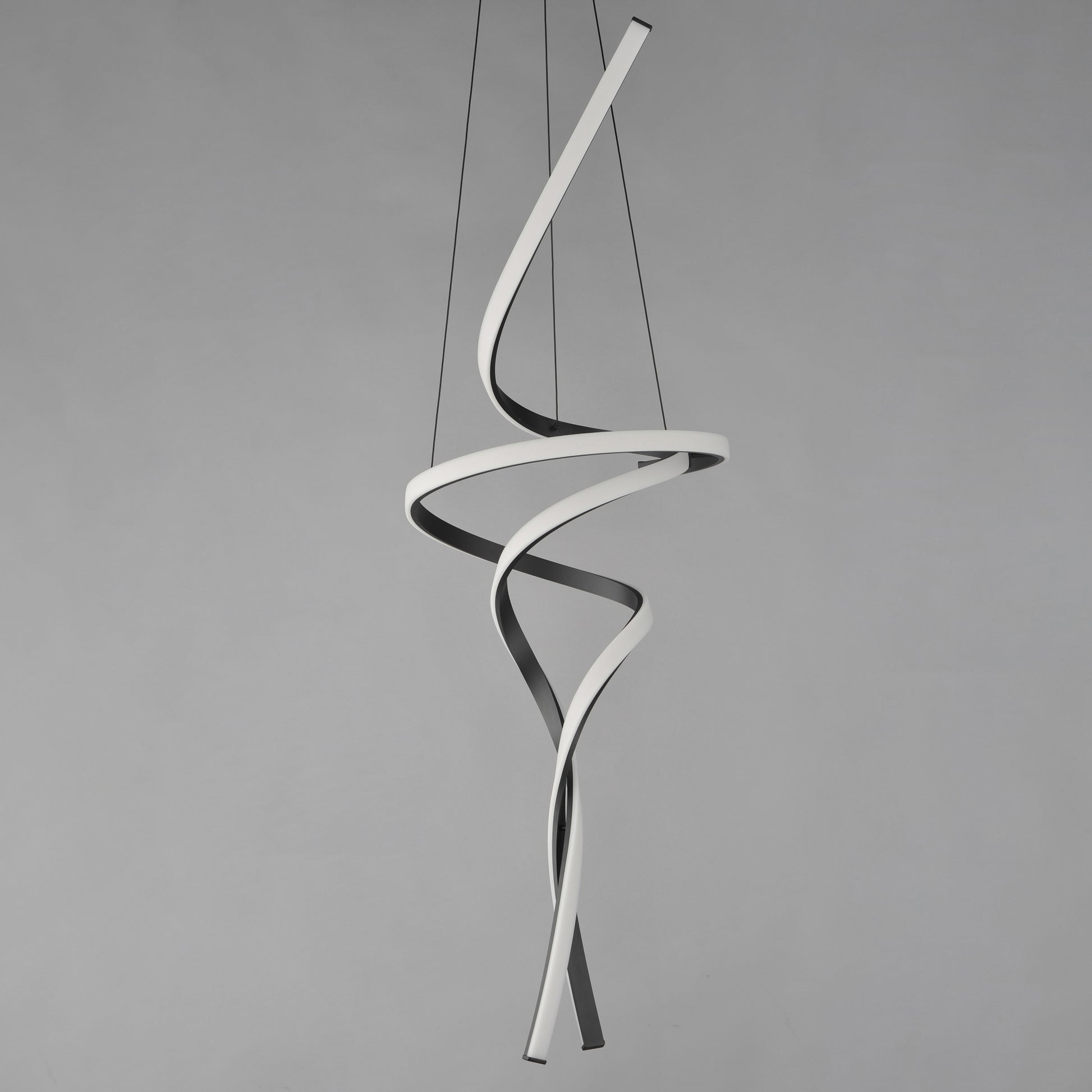 Serpentine 60" Vertical Pendant Black by ET2