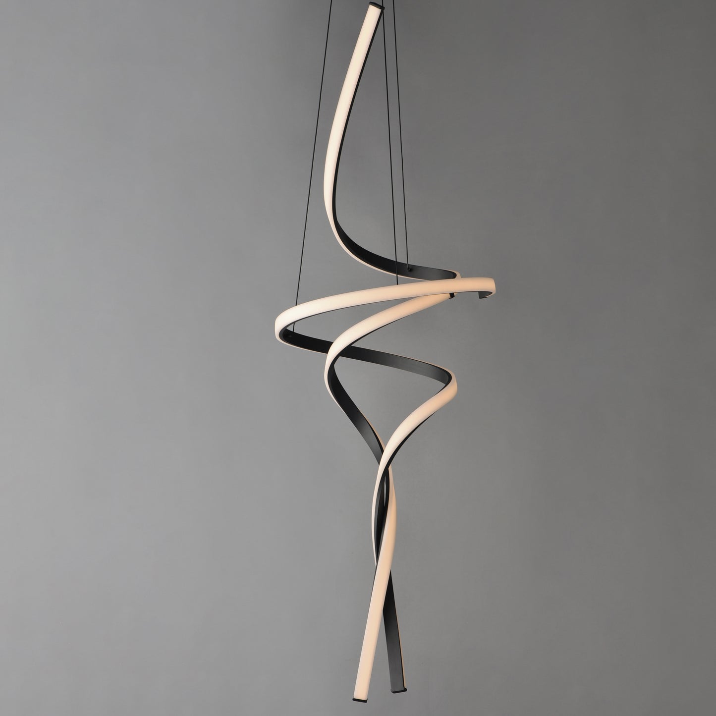 Serpentine 60" Vertical Pendant Black by ET2