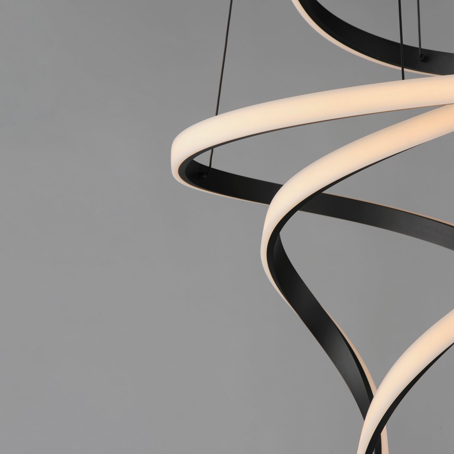 Serpentine 60" Vertical Pendant Black by ET2