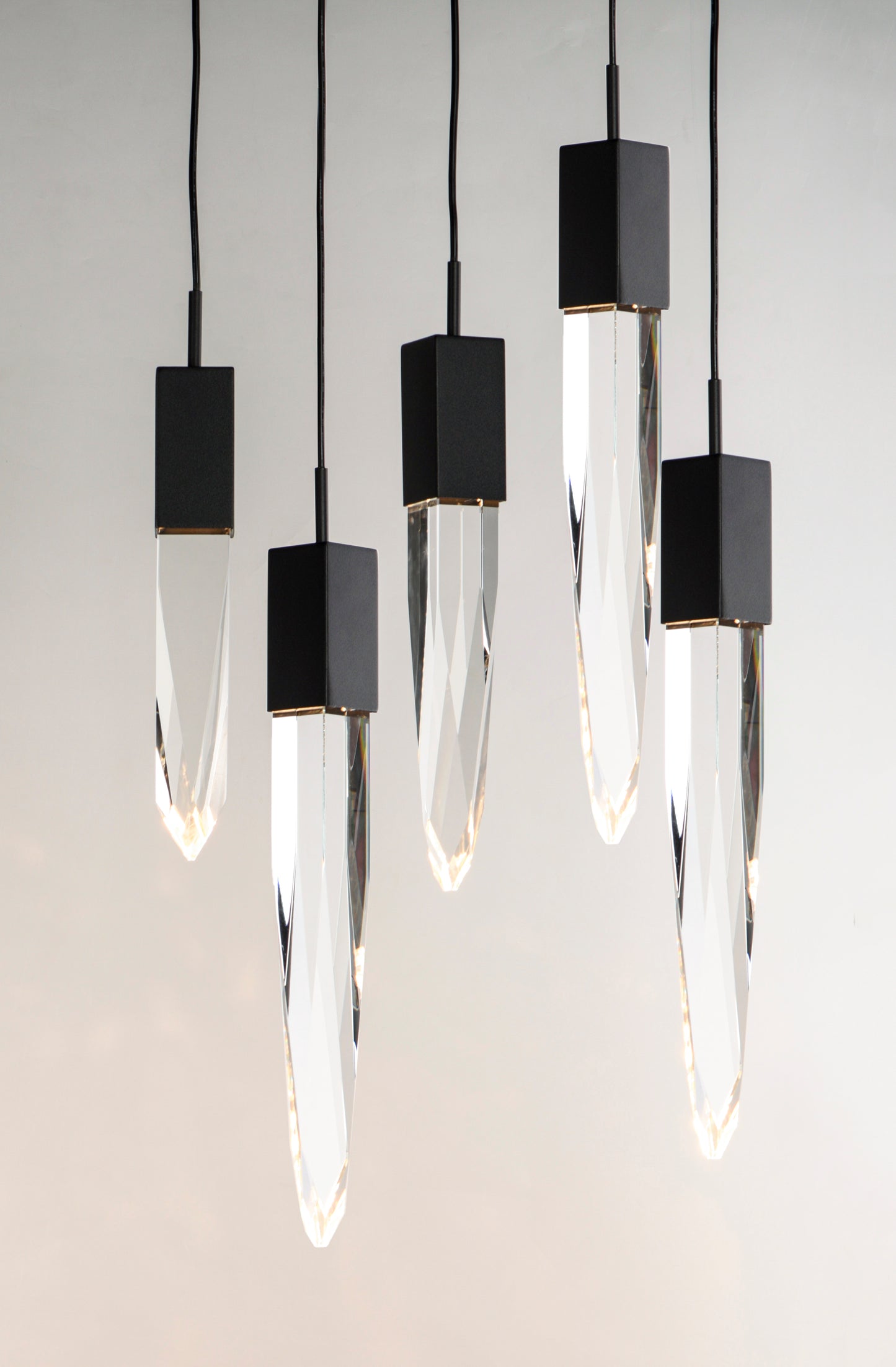 Quartz 5-Light LED Pendant Black by ET2
