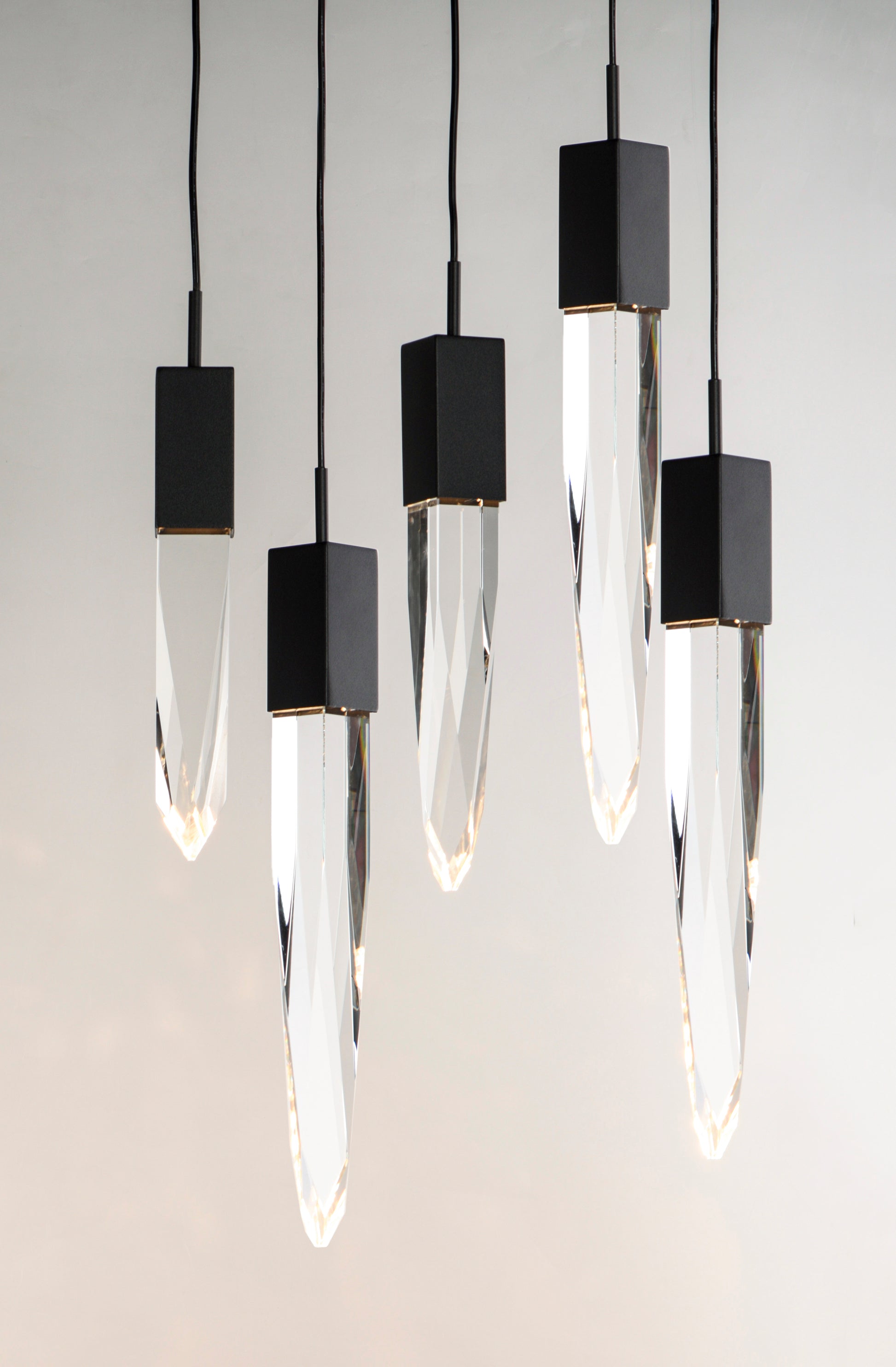 Quartz 5-Light LED Pendant Black by ET2