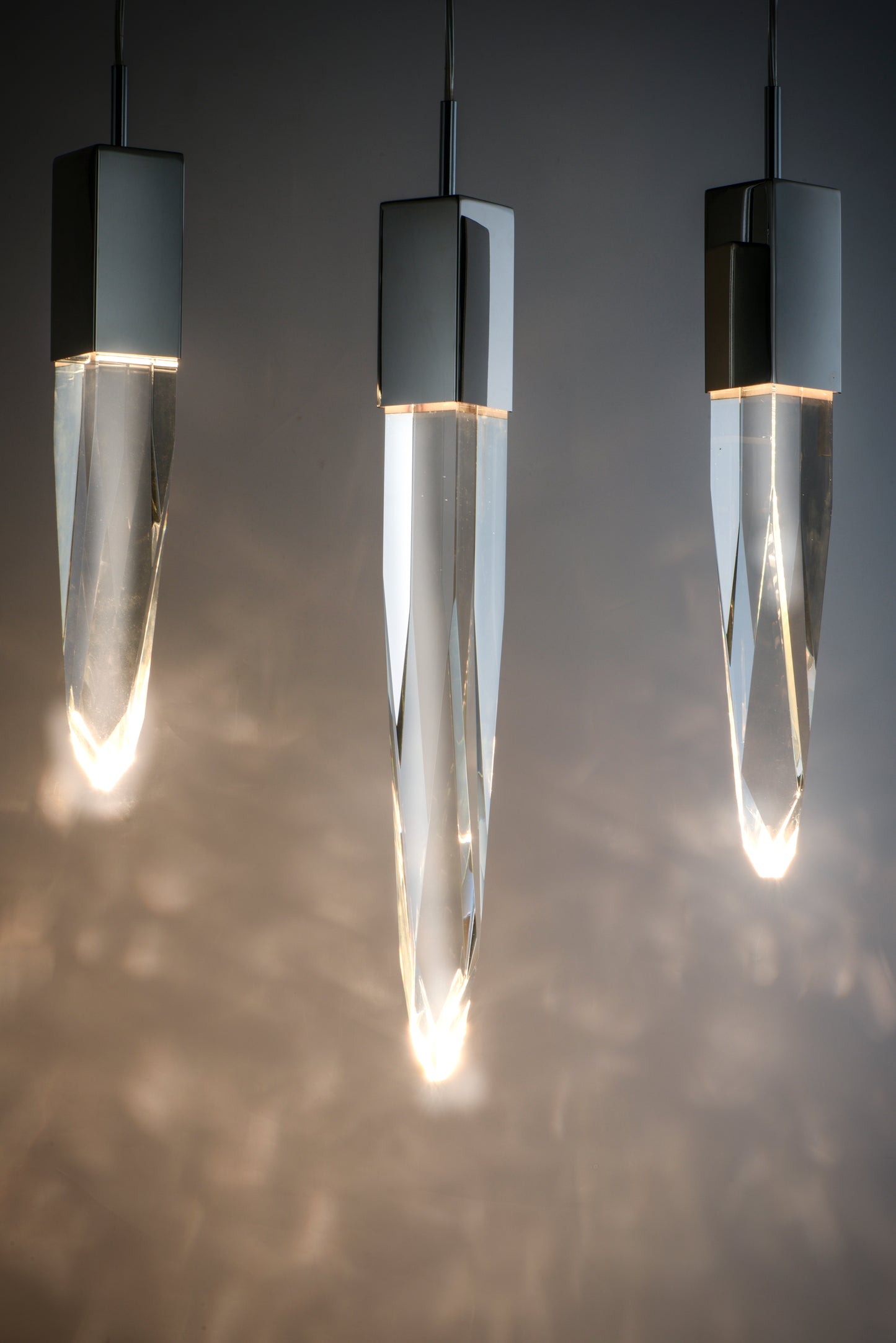 Quartz 5-Light LED Pendant Polished Chrome by ET2