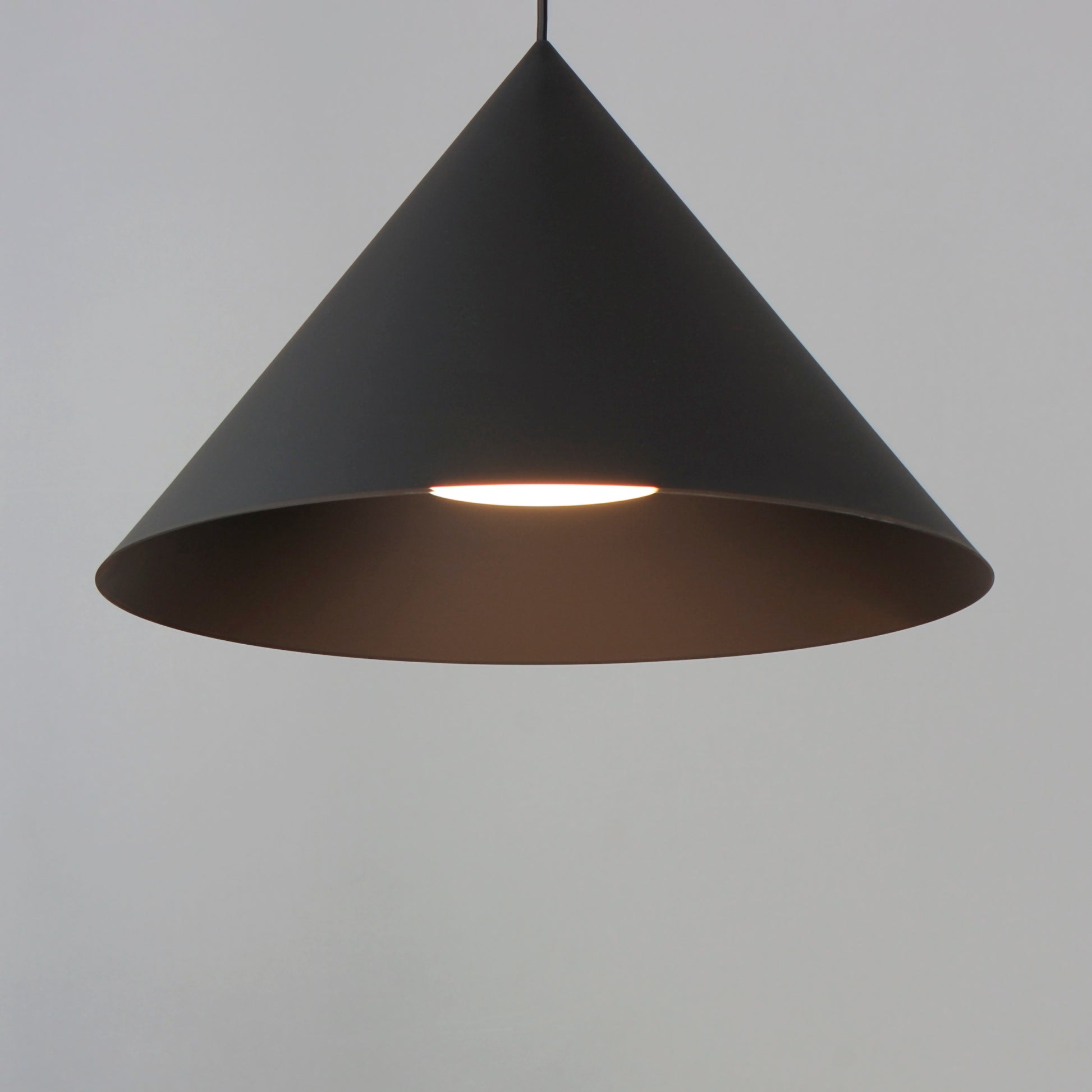 Pitch 22" LED Pendant Black by ET2