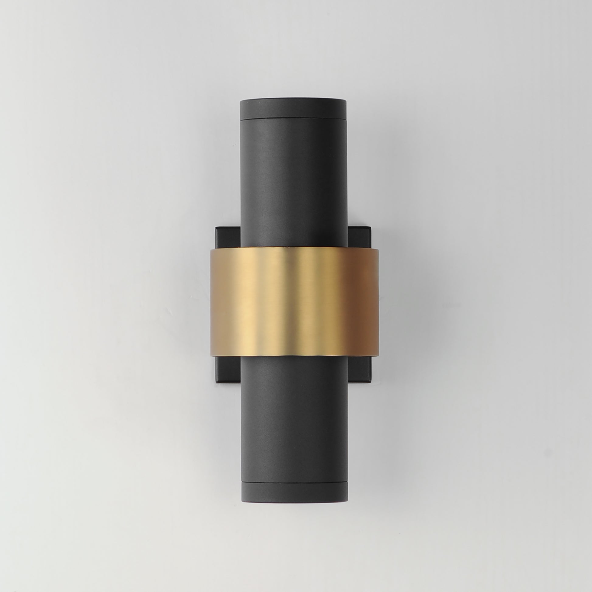 Reveal Medium LED Outdoor Wall Sconce Black/Gold by ET2