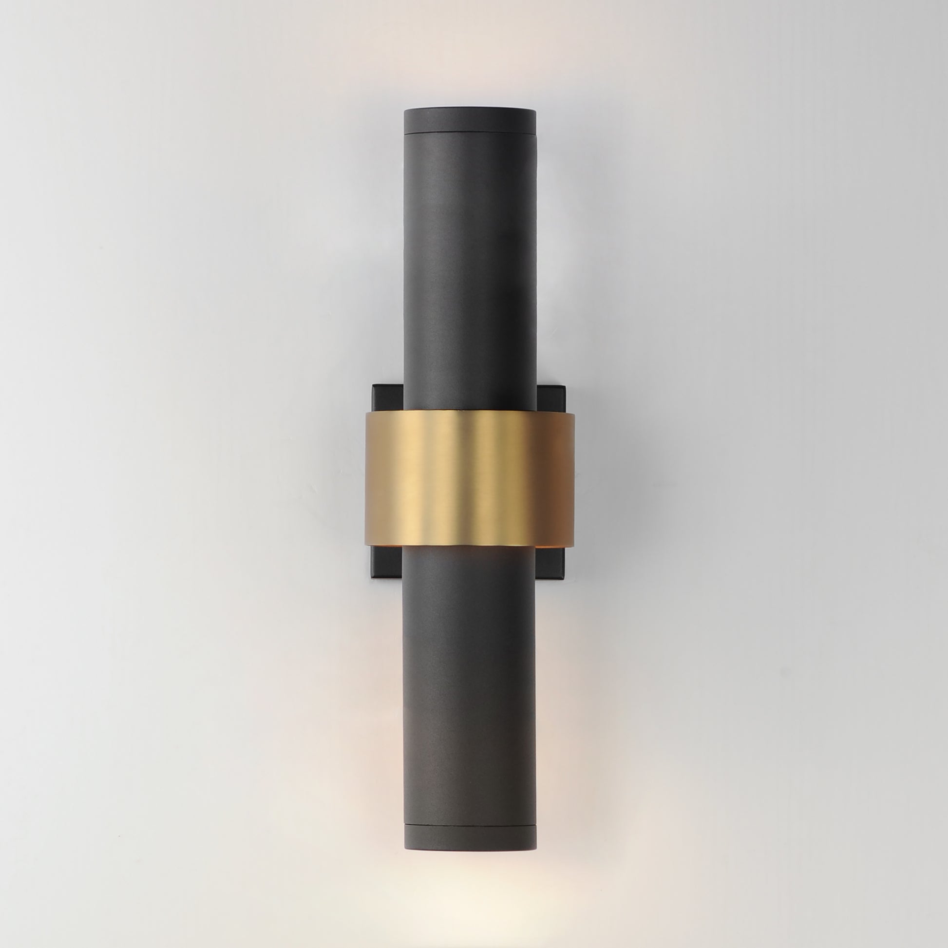 Reveal Large LED Outdoor Wall Sconce Black/Gold by ET2