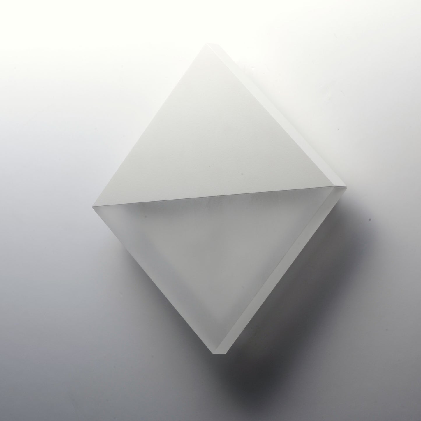 Alumilux: Glow LED Outdoor Wall Sconce White by ET2