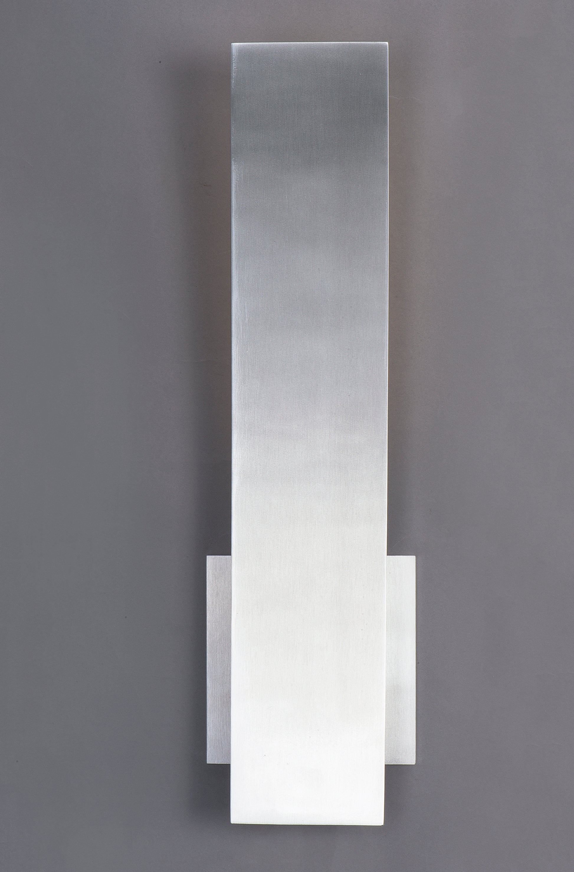 Alumilux: Prime LED Outdoor Wall Sconce Satin Aluminum by ET2