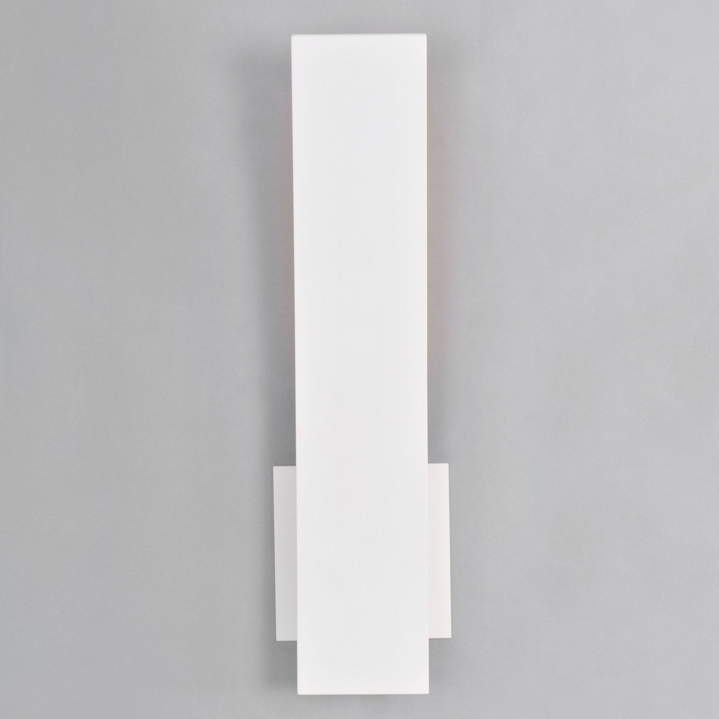 Alumilux: Prime LED Outdoor Wall Sconce White by ET2