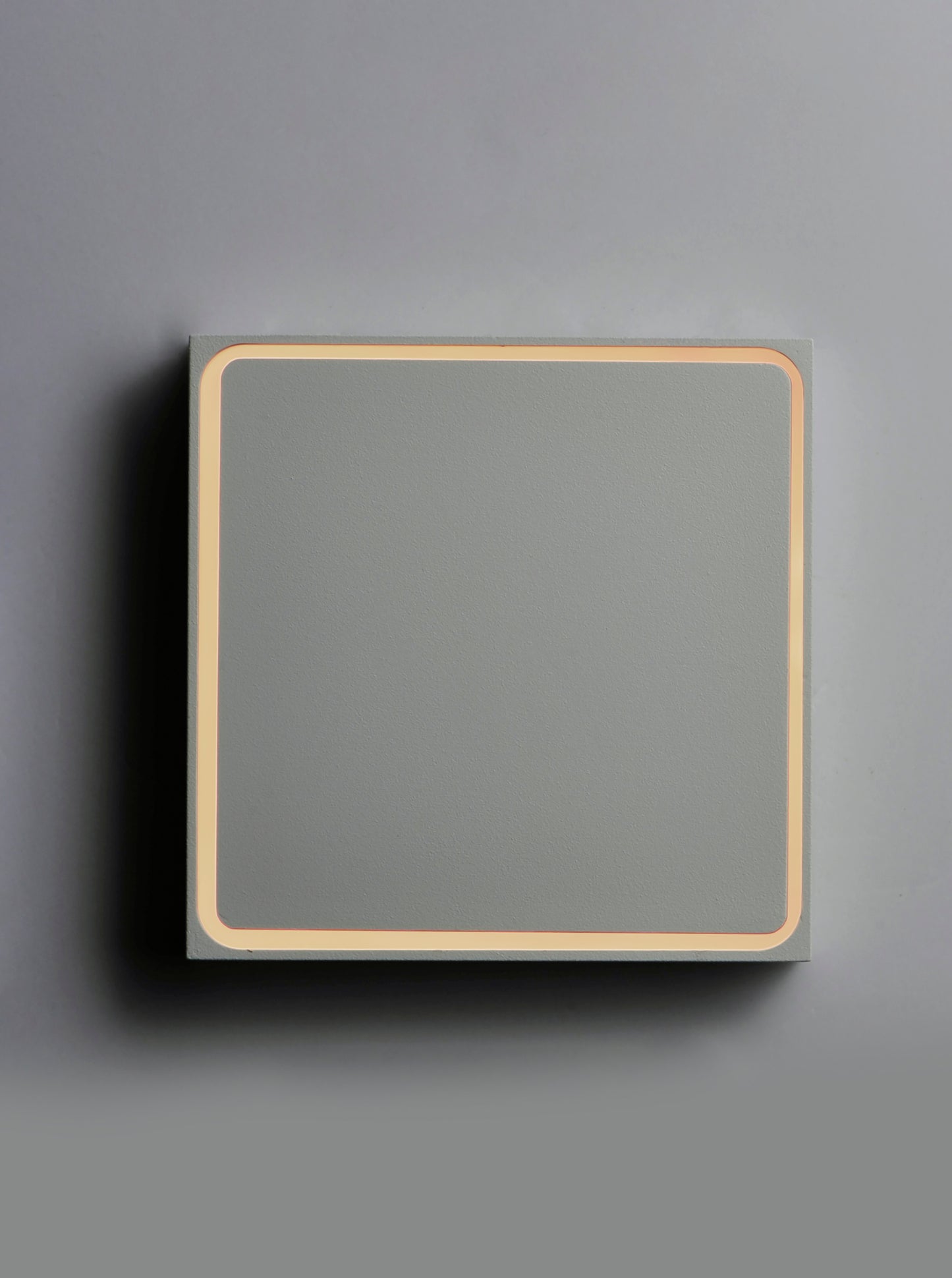 Alumilux: Outline LED Outdoor Wall Sconce White by ET2