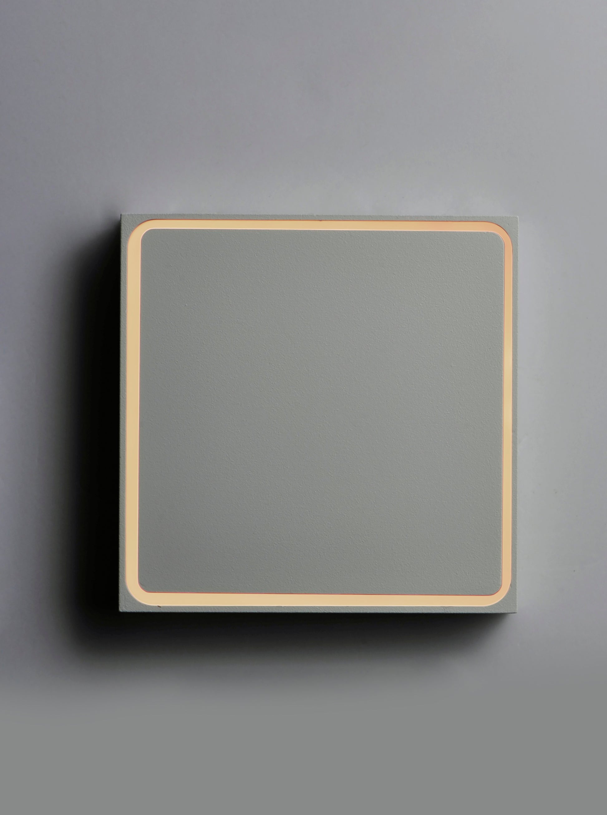 Alumilux: Outline LED Outdoor Wall Sconce White by ET2