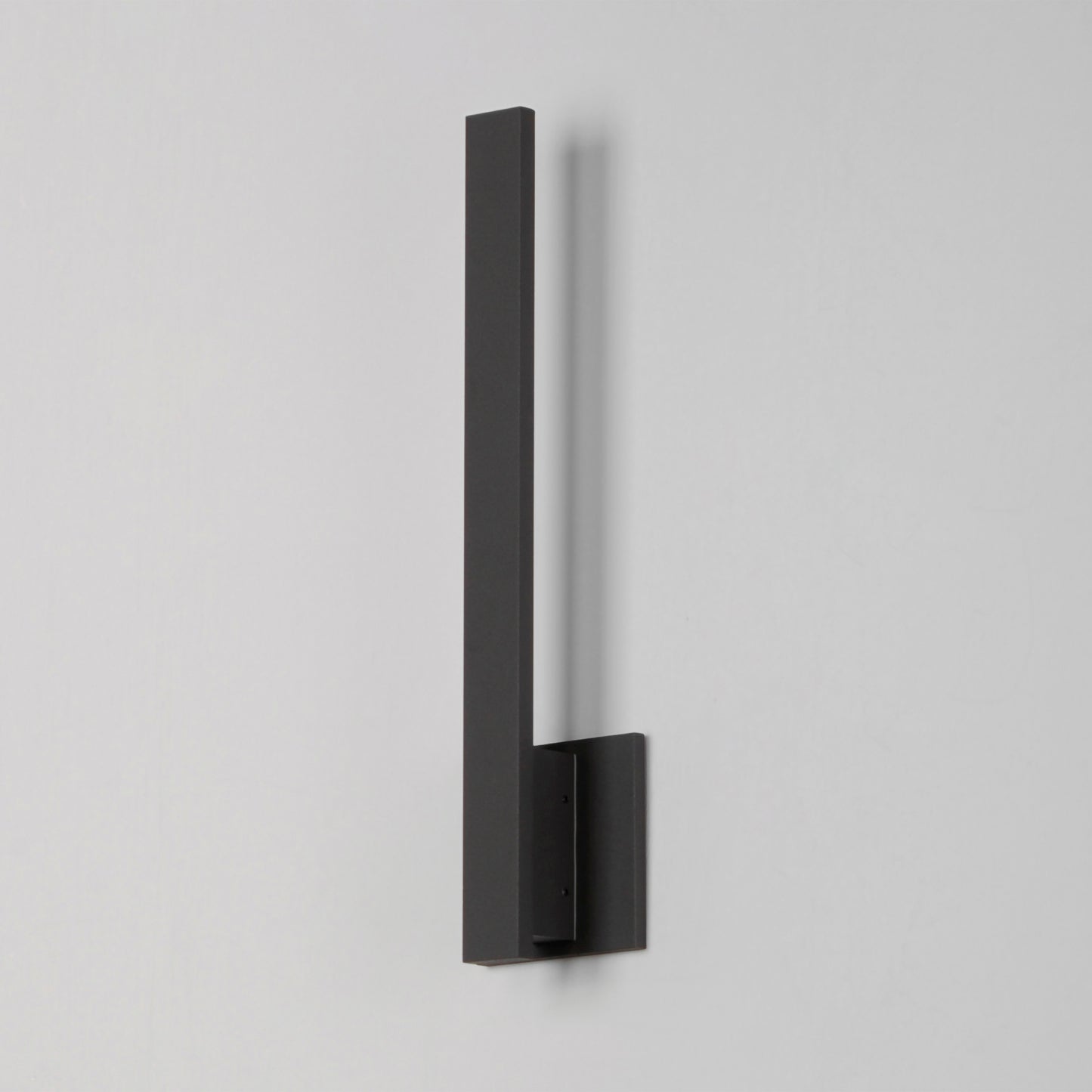 Alumilux: Line 18" LED Outdoor Wall Sconce Architectural Bronze by ET2