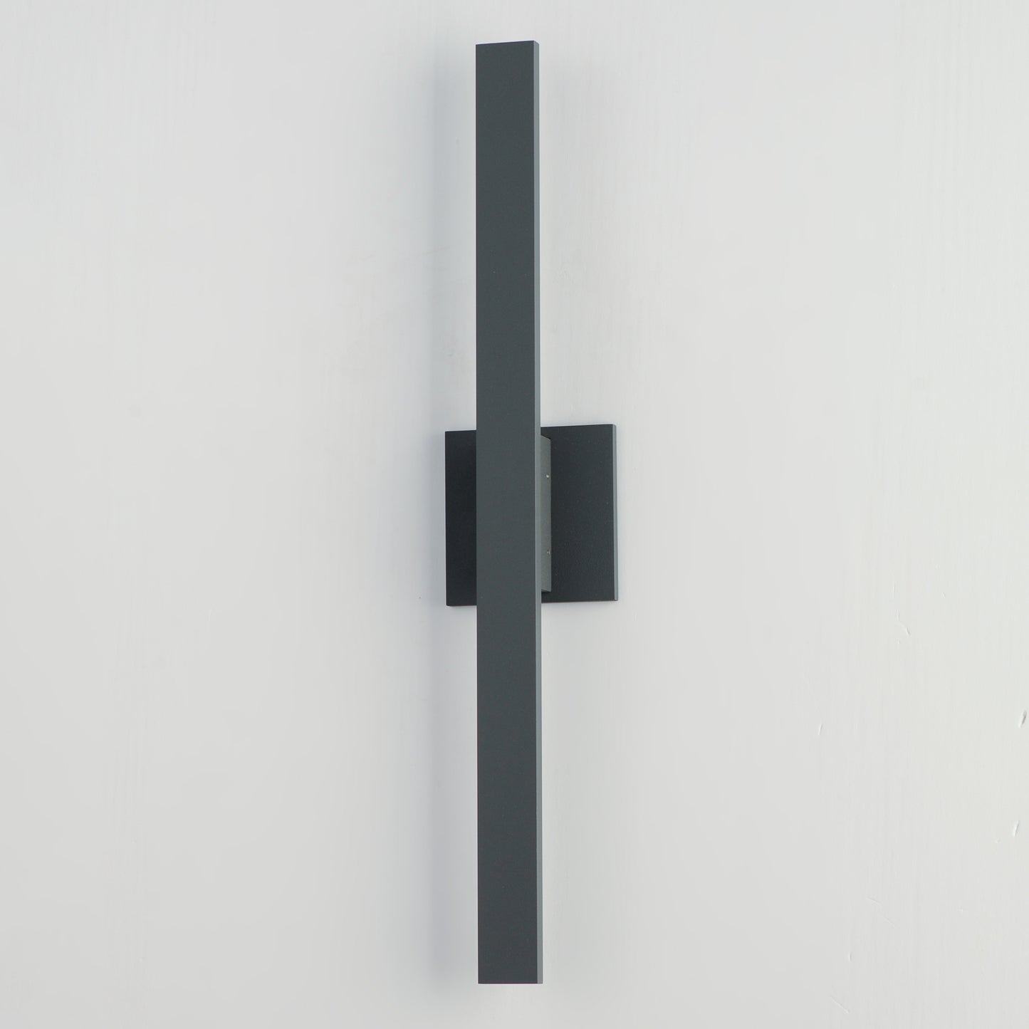 Alumilux: Line 24" LED Outdoor Wall Sconce Bronze by ET2
