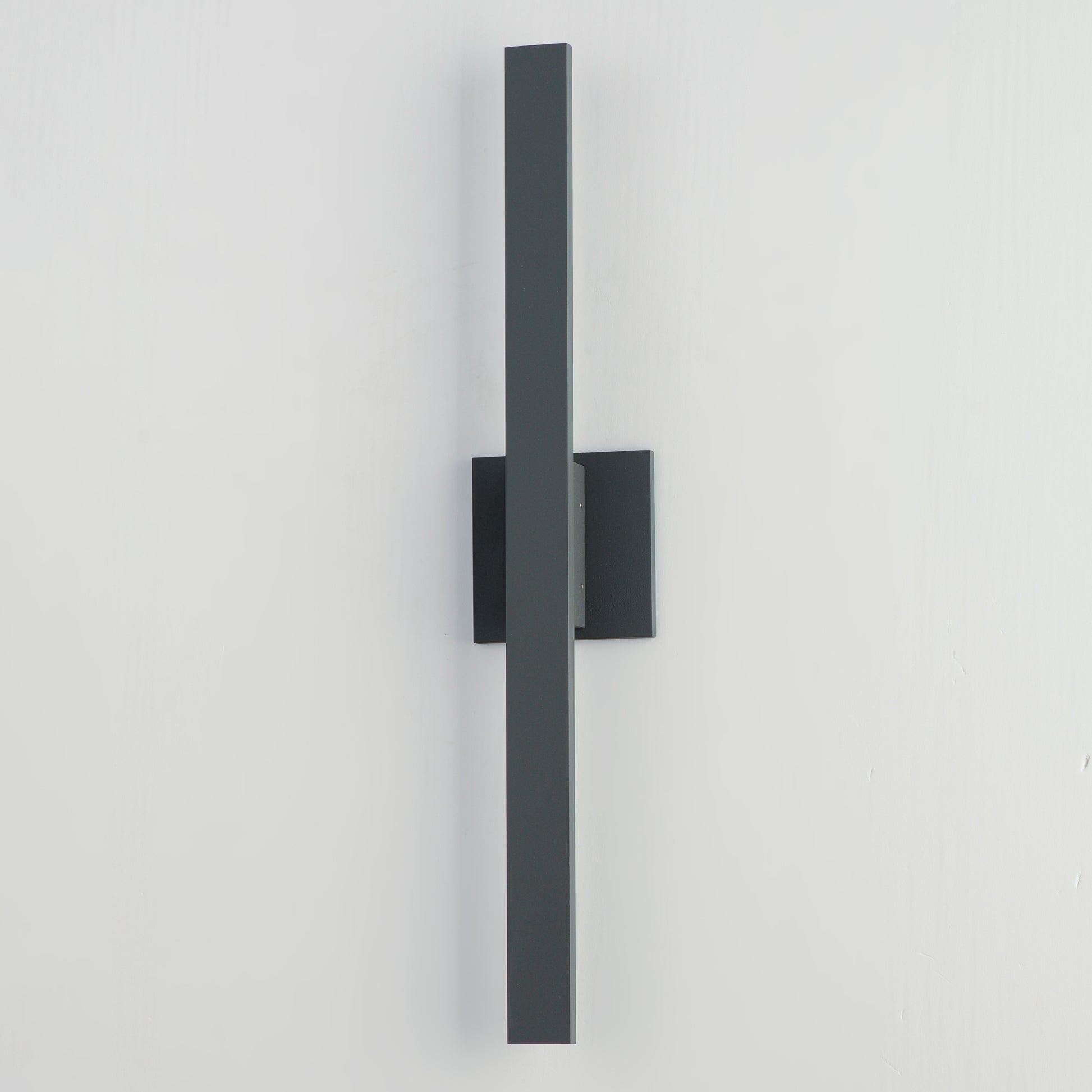 Alumilux: Line 24" LED Outdoor Wall Sconce Bronze by ET2