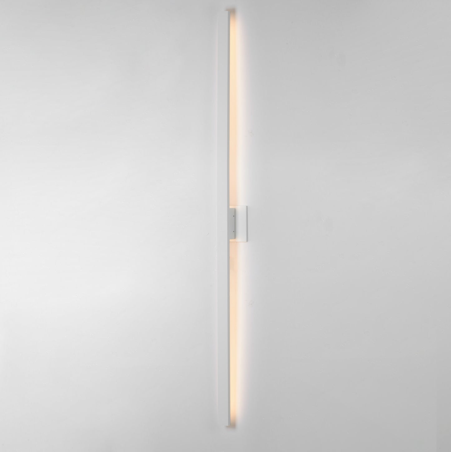 Alumilux: Line 51" LED Outdoor Wall Sconce White by ET2