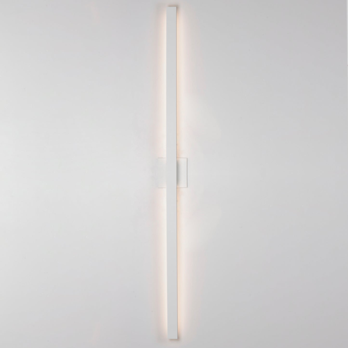 Alumilux: Line 51" LED Outdoor Wall Sconce White by ET2