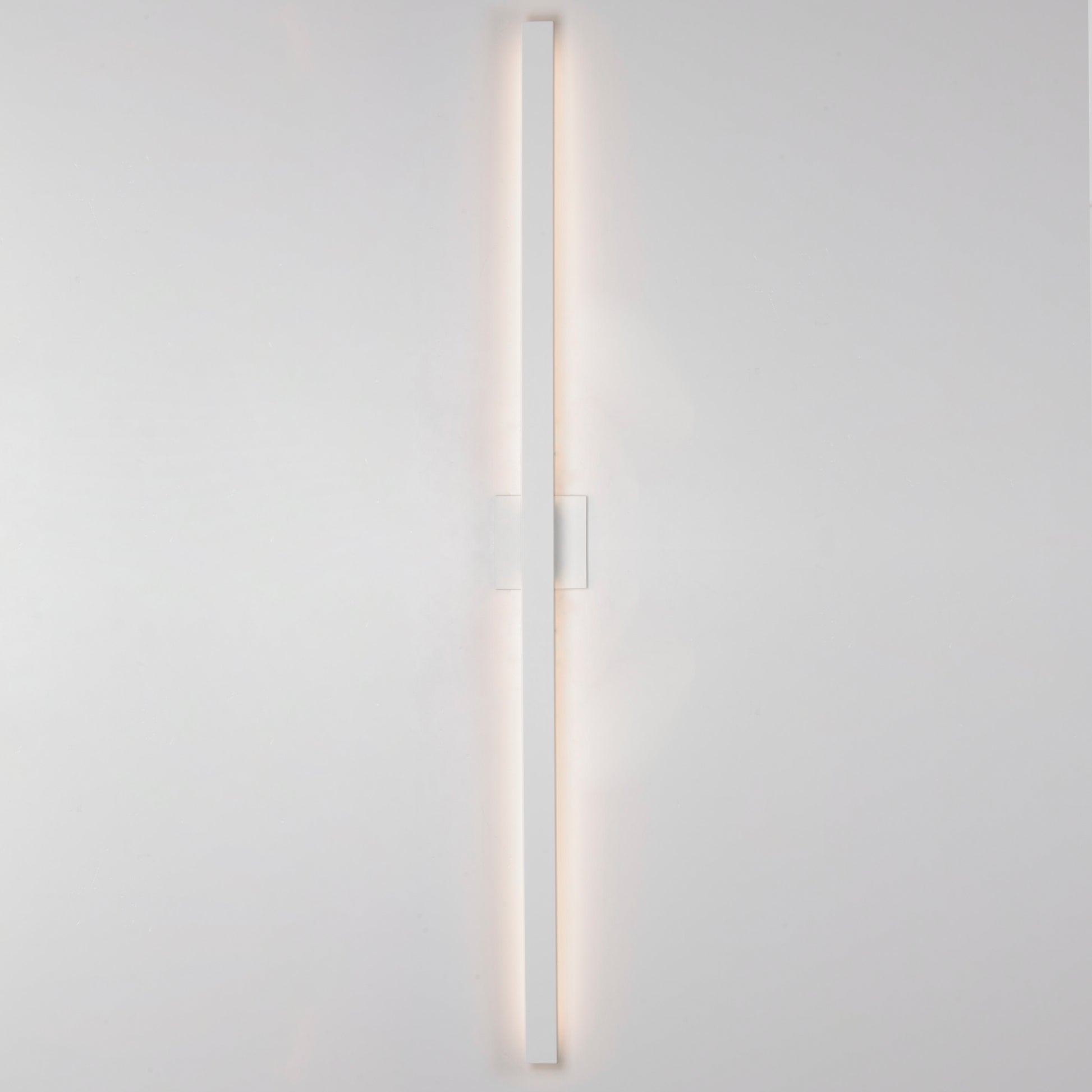 Alumilux: Line 51" LED Outdoor Wall Sconce White by ET2