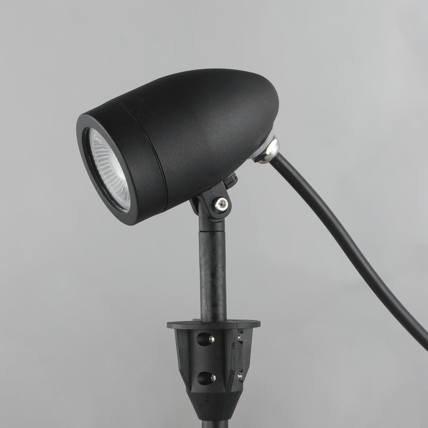 Alumilux Landscape: LED Spot 12V MR16 Black by ET2