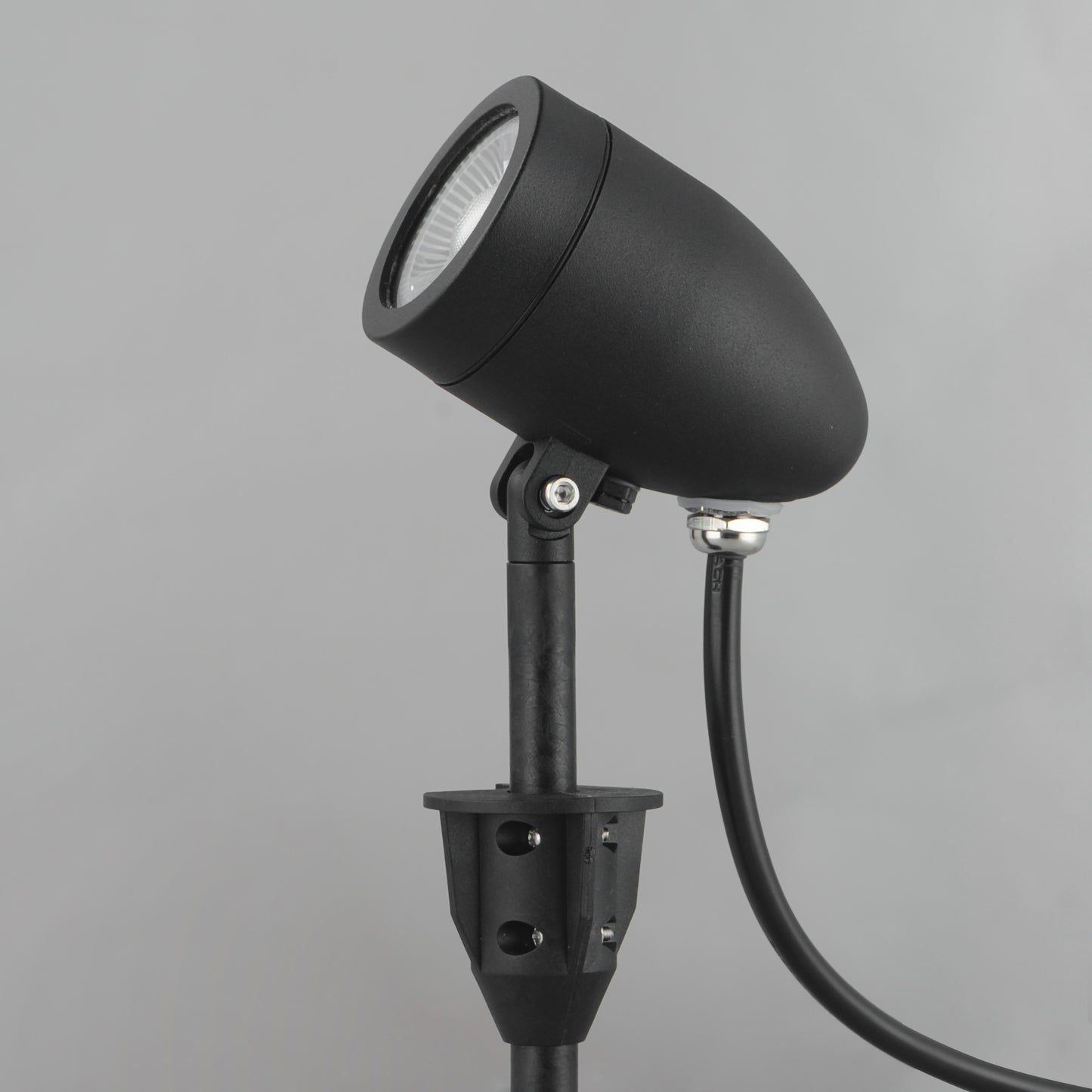 Alumilux Landscape: LED Spot 12V MR16 Black by ET2