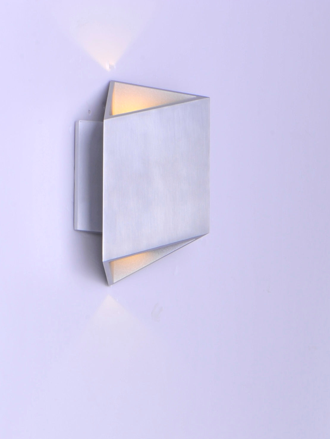 Alumilux: Facet LED Outdoor Wall Sconce Satin Aluminum by ET2
