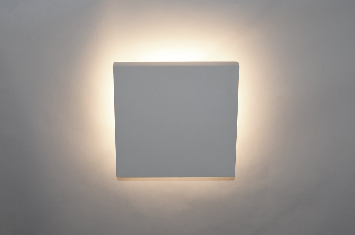 Alumilux: Tau LED Outdoor Wall Sconce White by ET2
